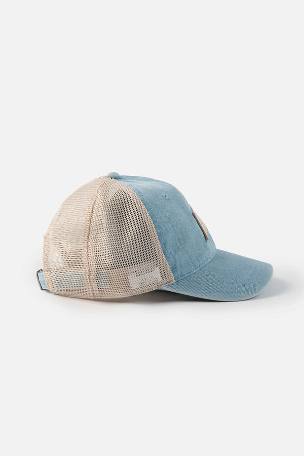 GORRA CAMIONERA COLOR AZUL MEDIO