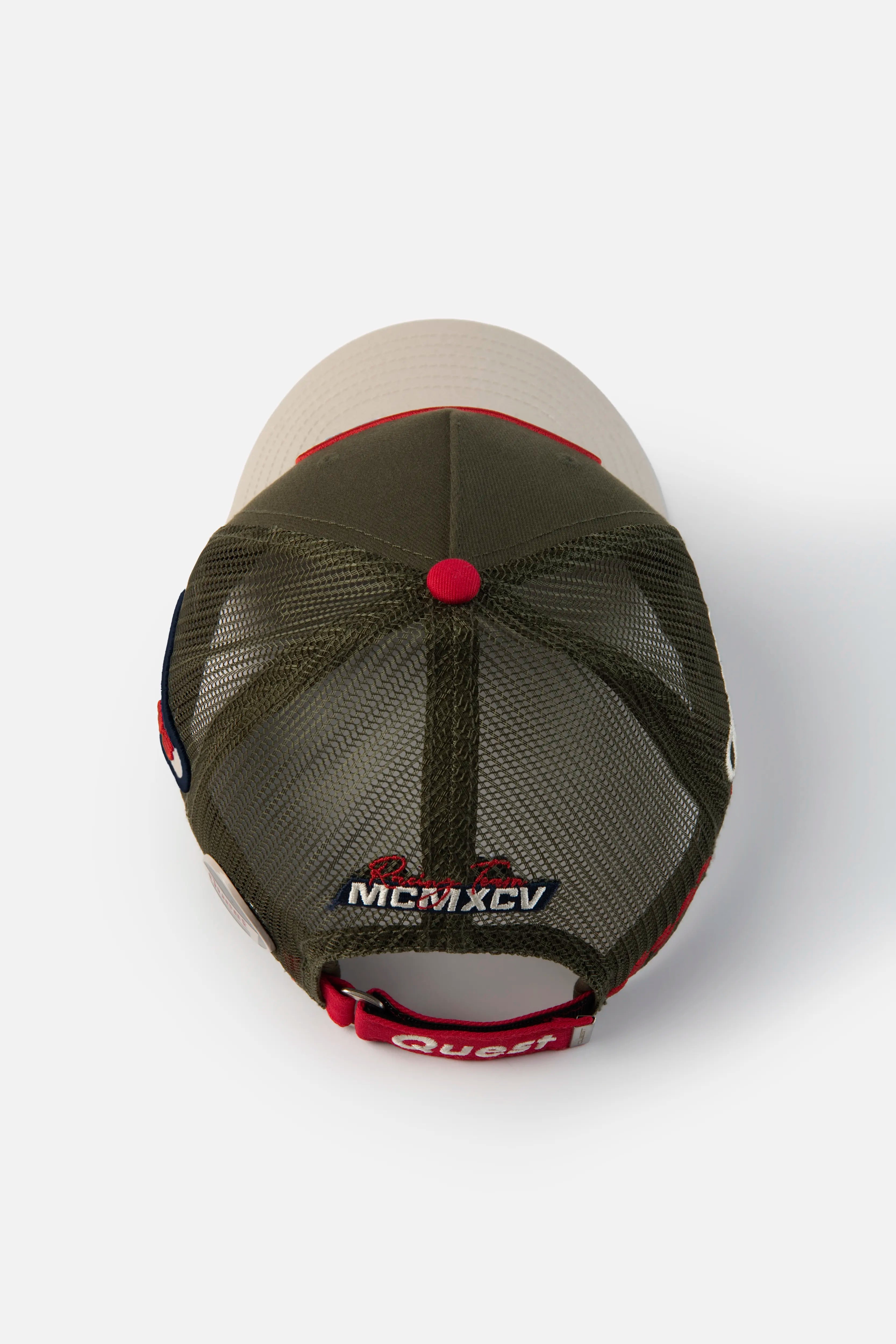 GORRA CAMIONERA COLOR BLACK FOREST