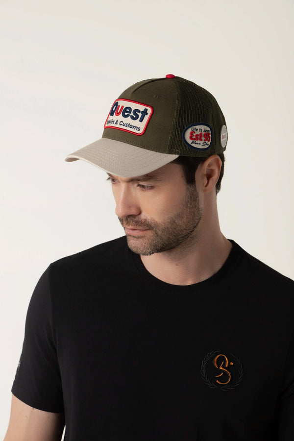 GORRA CAMIONERA COLOR BLACK FOREST