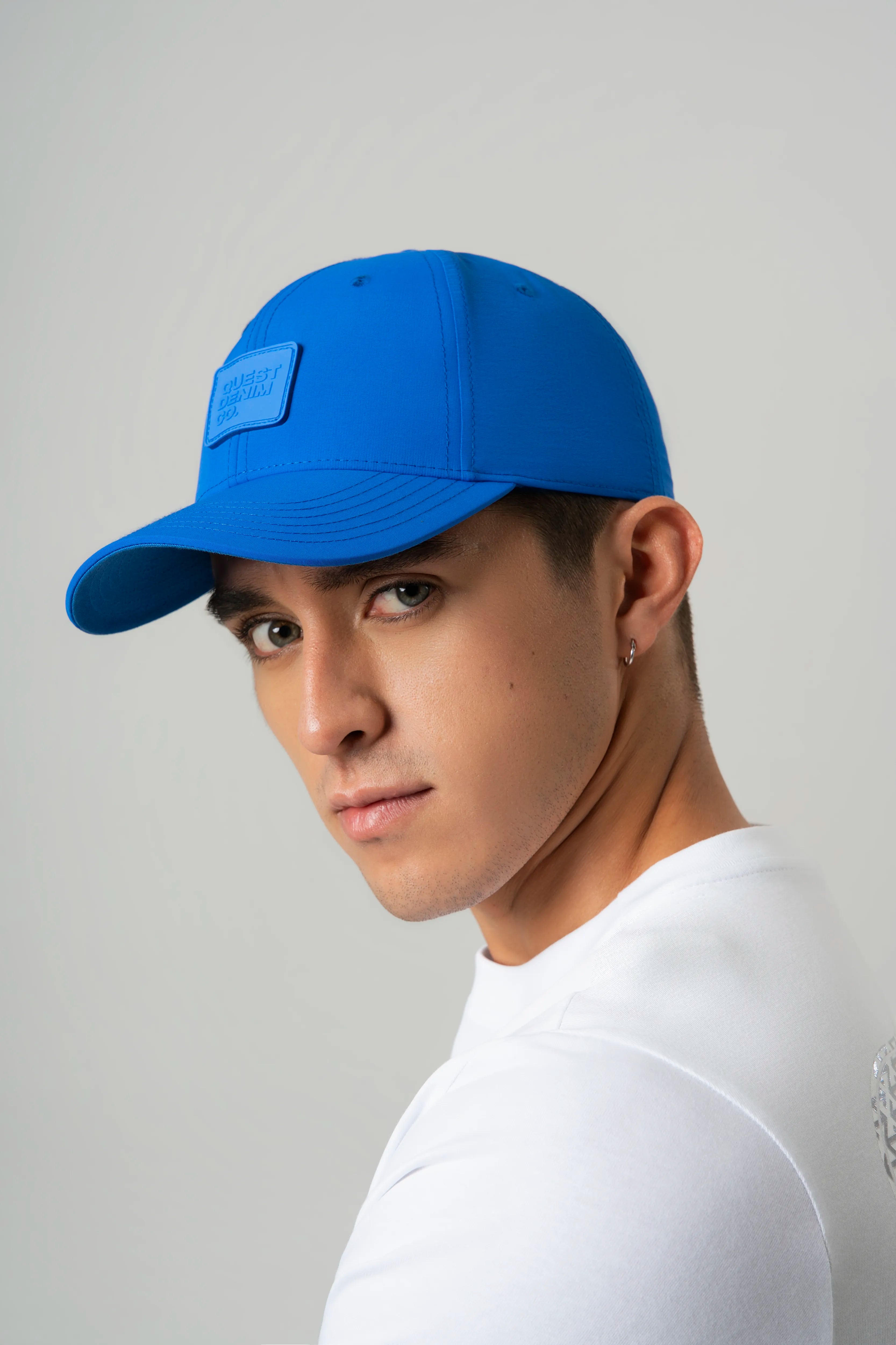 GORRA BEISBOLERA COLOR AZUL REY