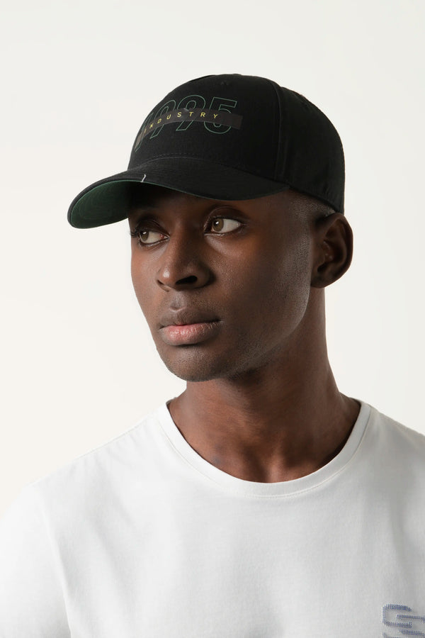 GORRA BEISBOLERA COLOR NEGRO