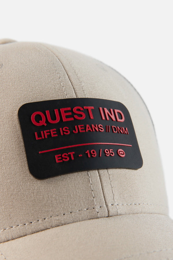 GORRA CAMIONERA COLOR WHITECAP GRAY