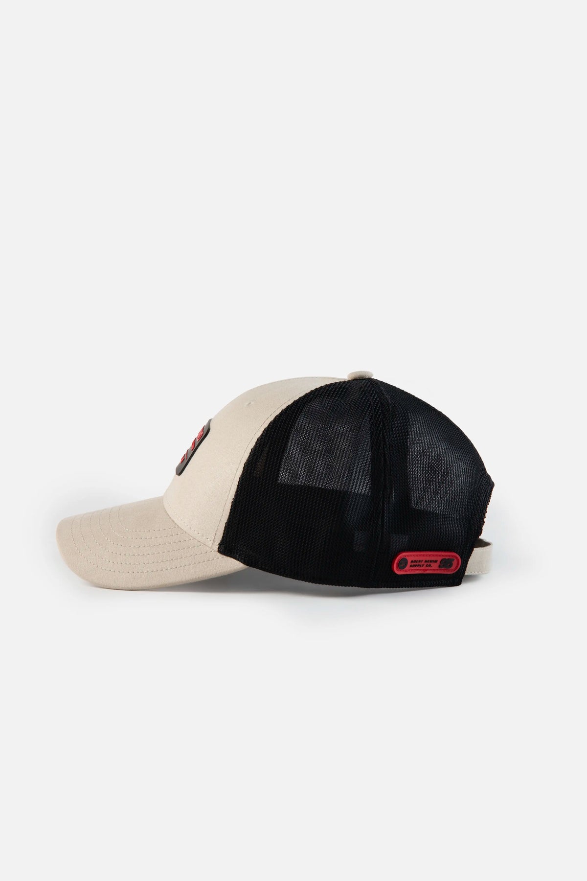 GORRA CAMIONERA COLOR WHITECAP GRAY