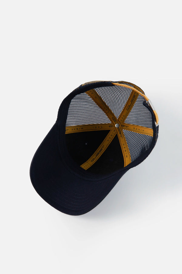 GORRA CAMIONERA COLOR AZUL OSCURO