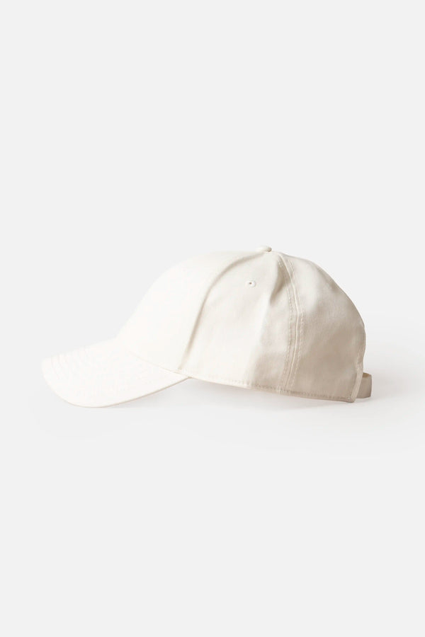 GORRA BEISBOLERA COLOR ARENA