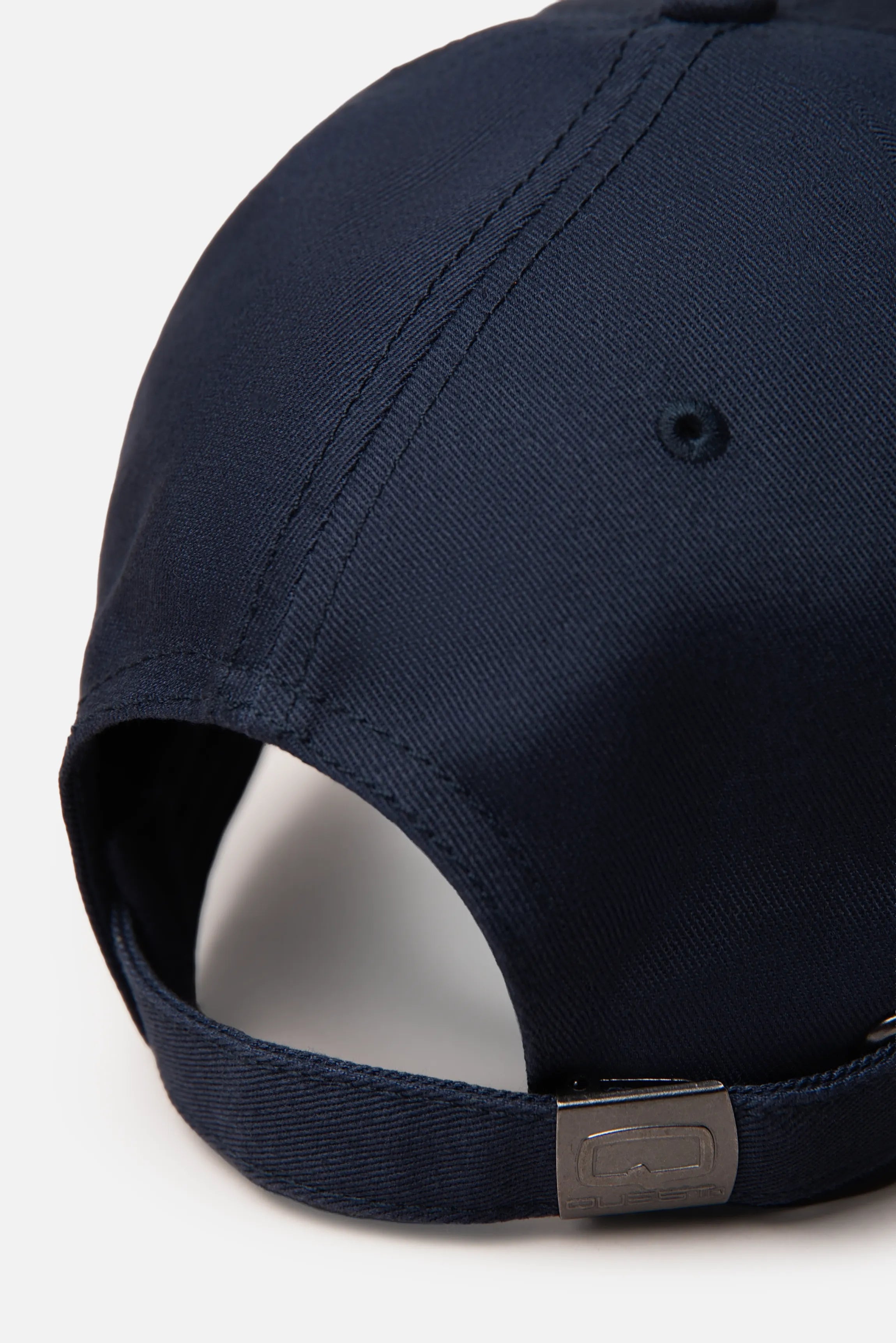 GORRA BEISBOLERA COLOR AZUL OSCURO