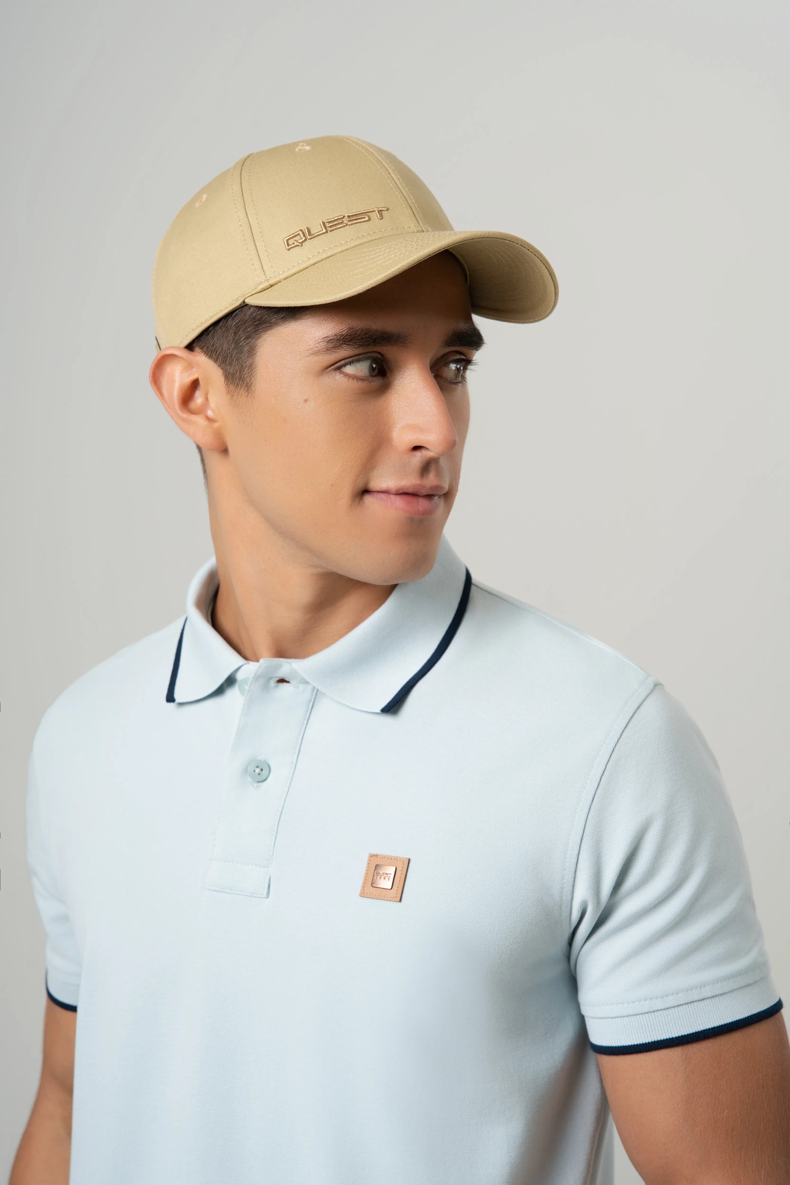 GORRA BEISBOLERA COLOR KAKI