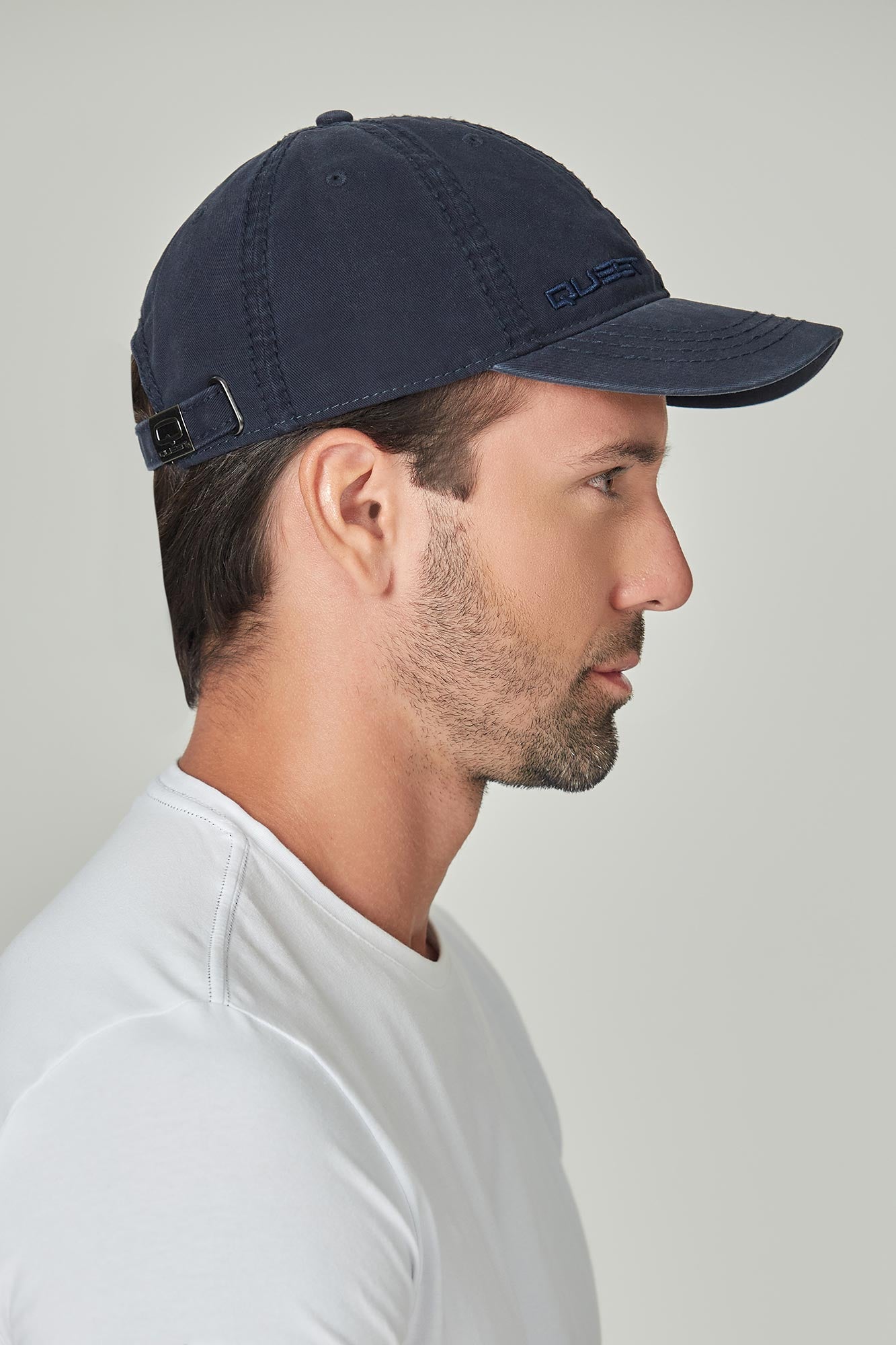 GORRA BEISBOLERA COLOR AZUL OSCURO