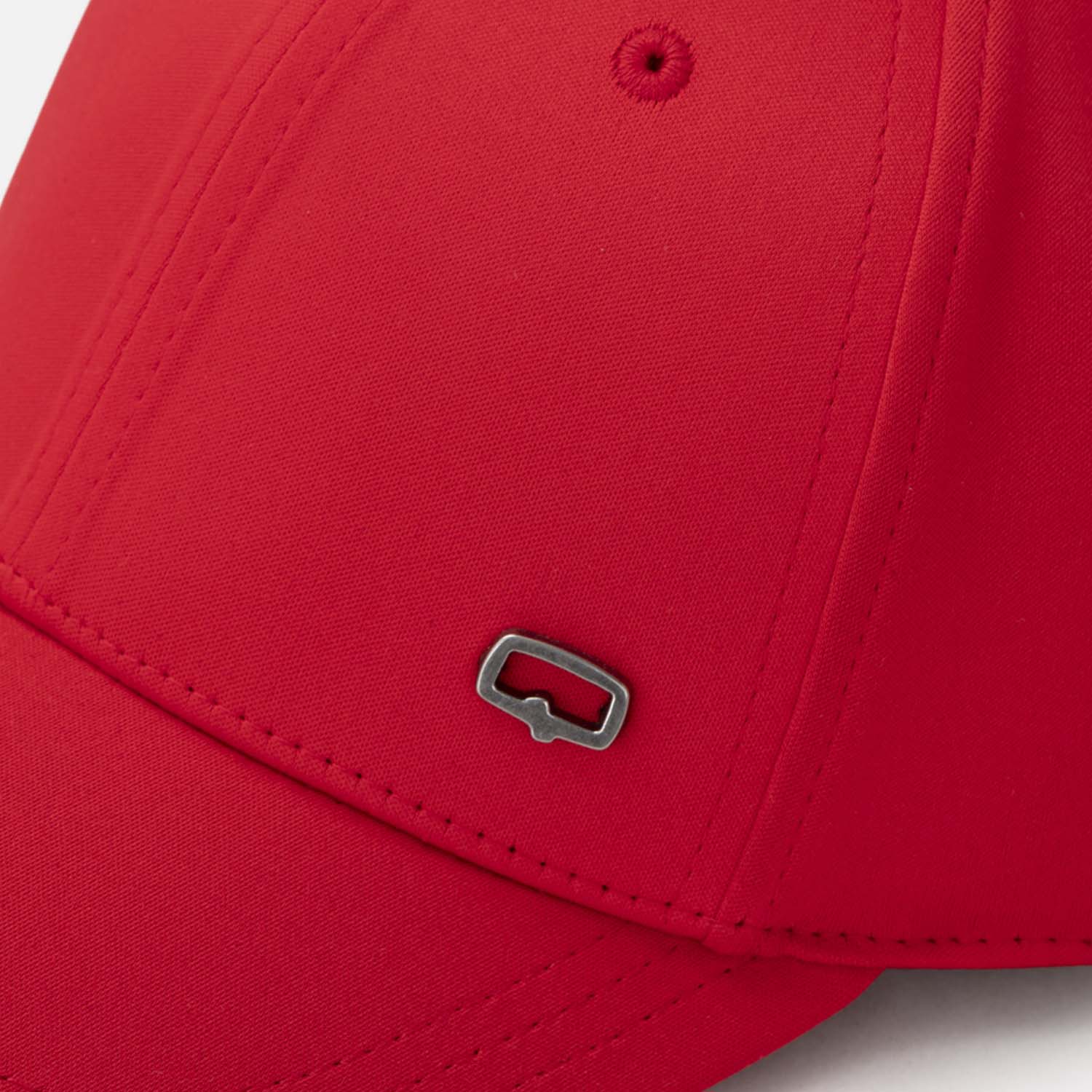 GORRA BEISBOLERA COLOR ROJO