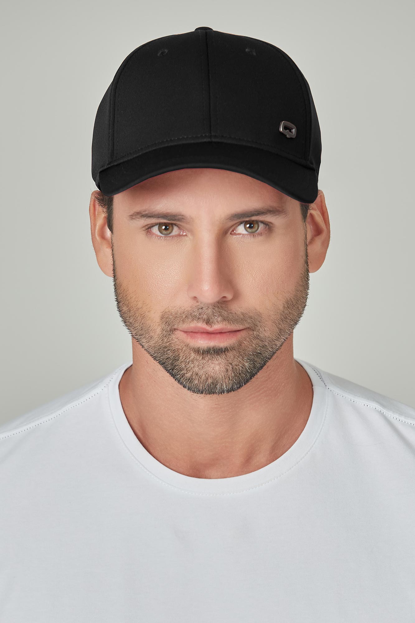 GORRA BEISBOLERA COLOR NEGRO