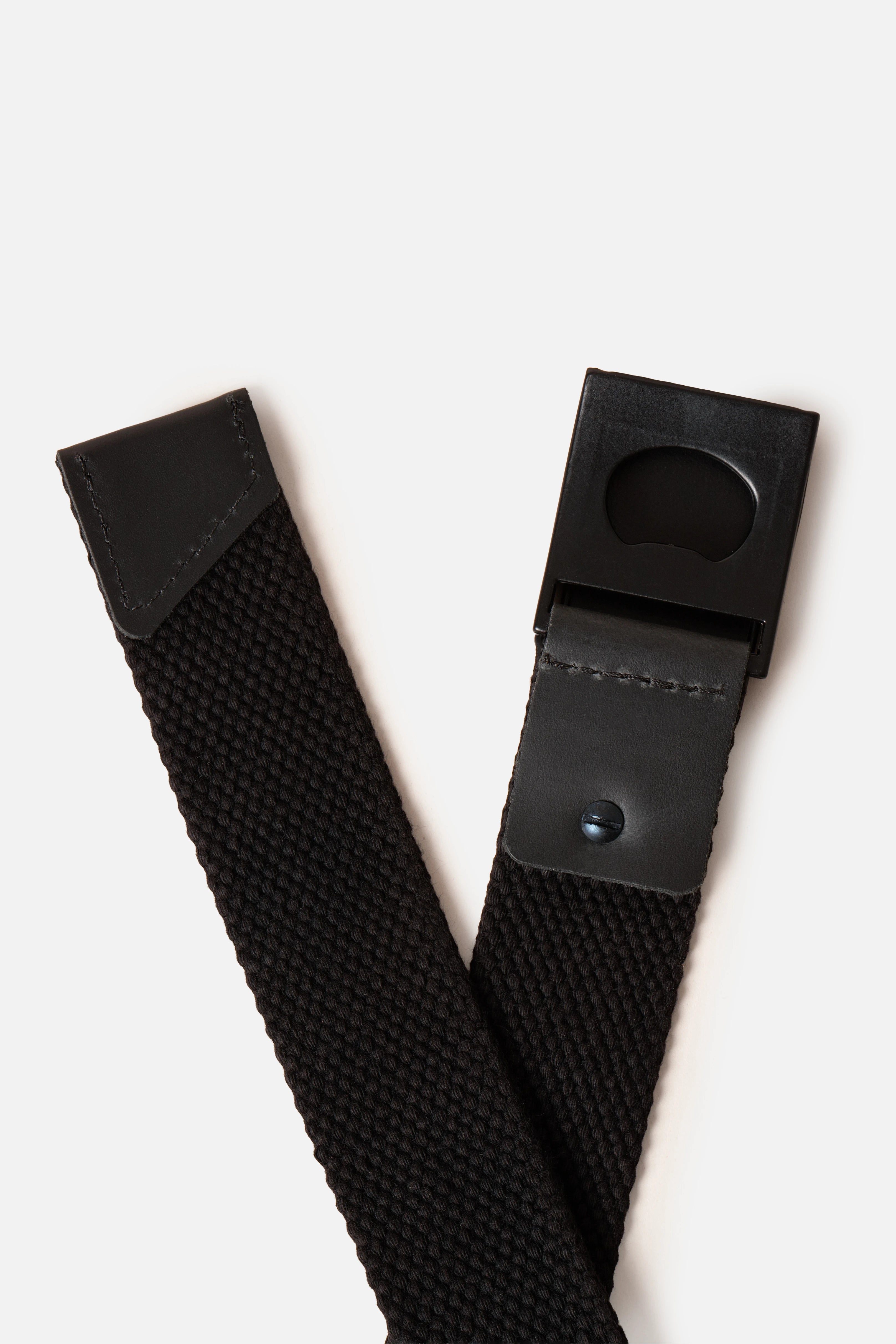 CORREA REATA COLOR NEGRO