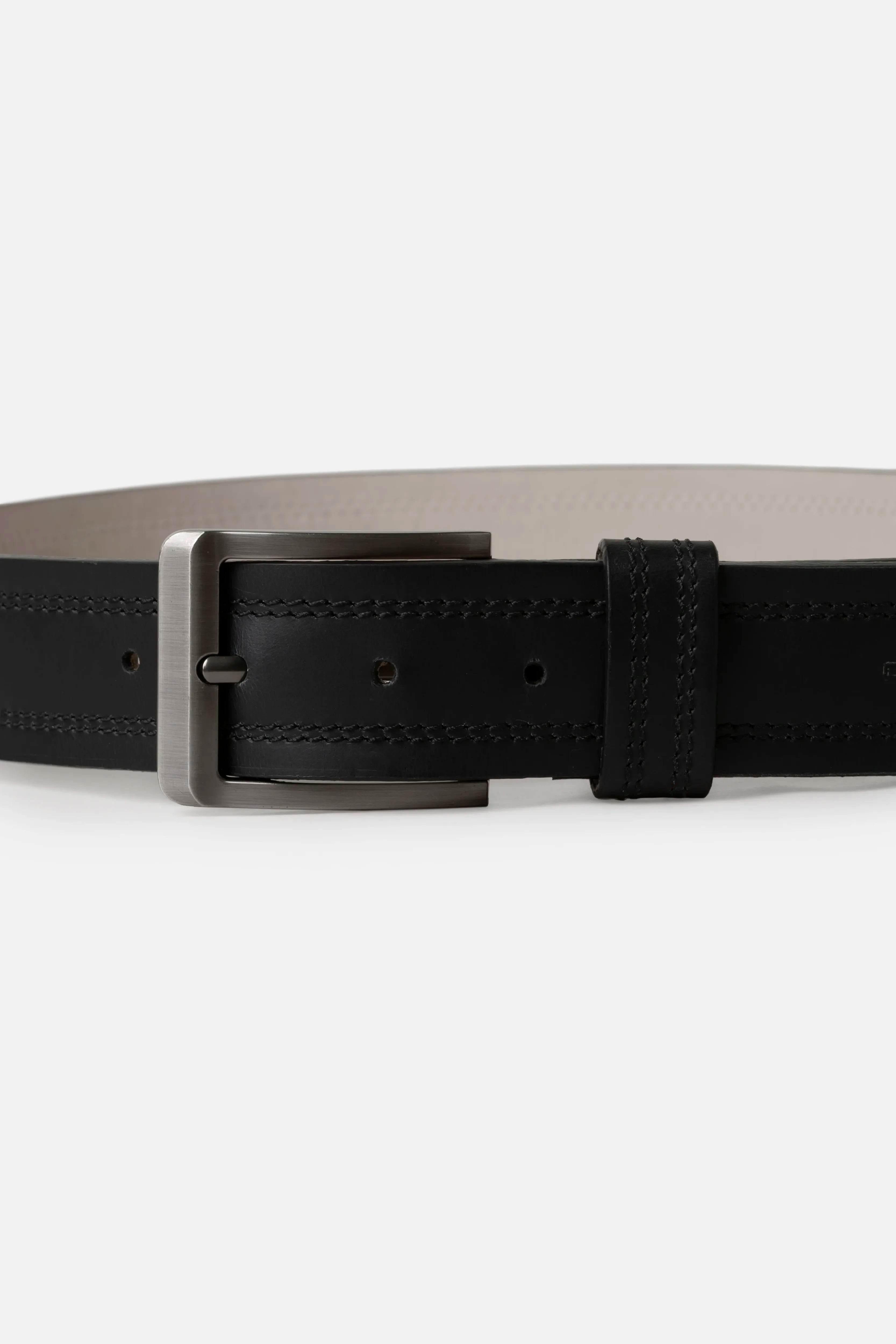 CORREA CUERO COLOR NEGRO