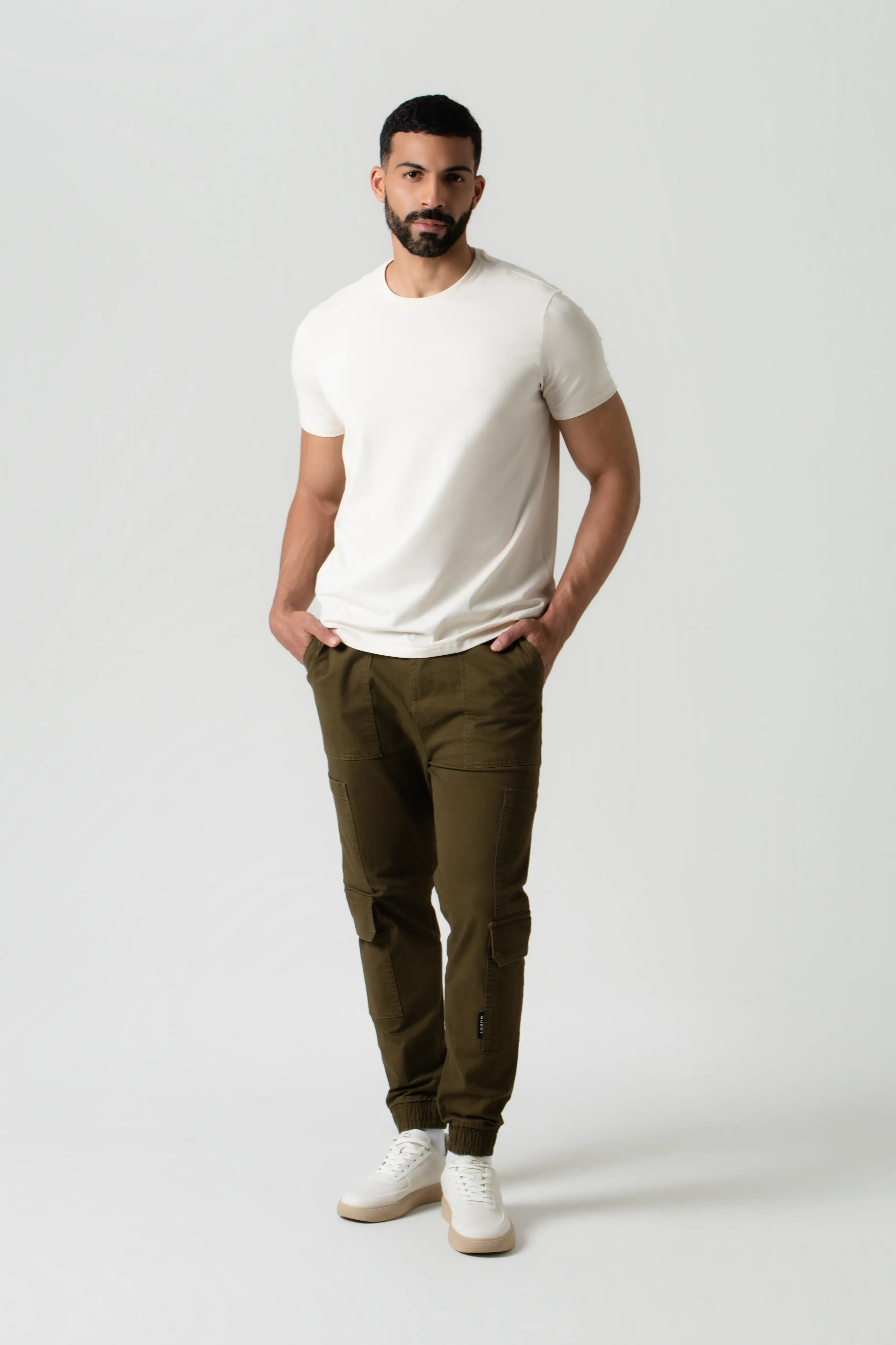 PANTALON JOGG COLOR DARK OLIVA