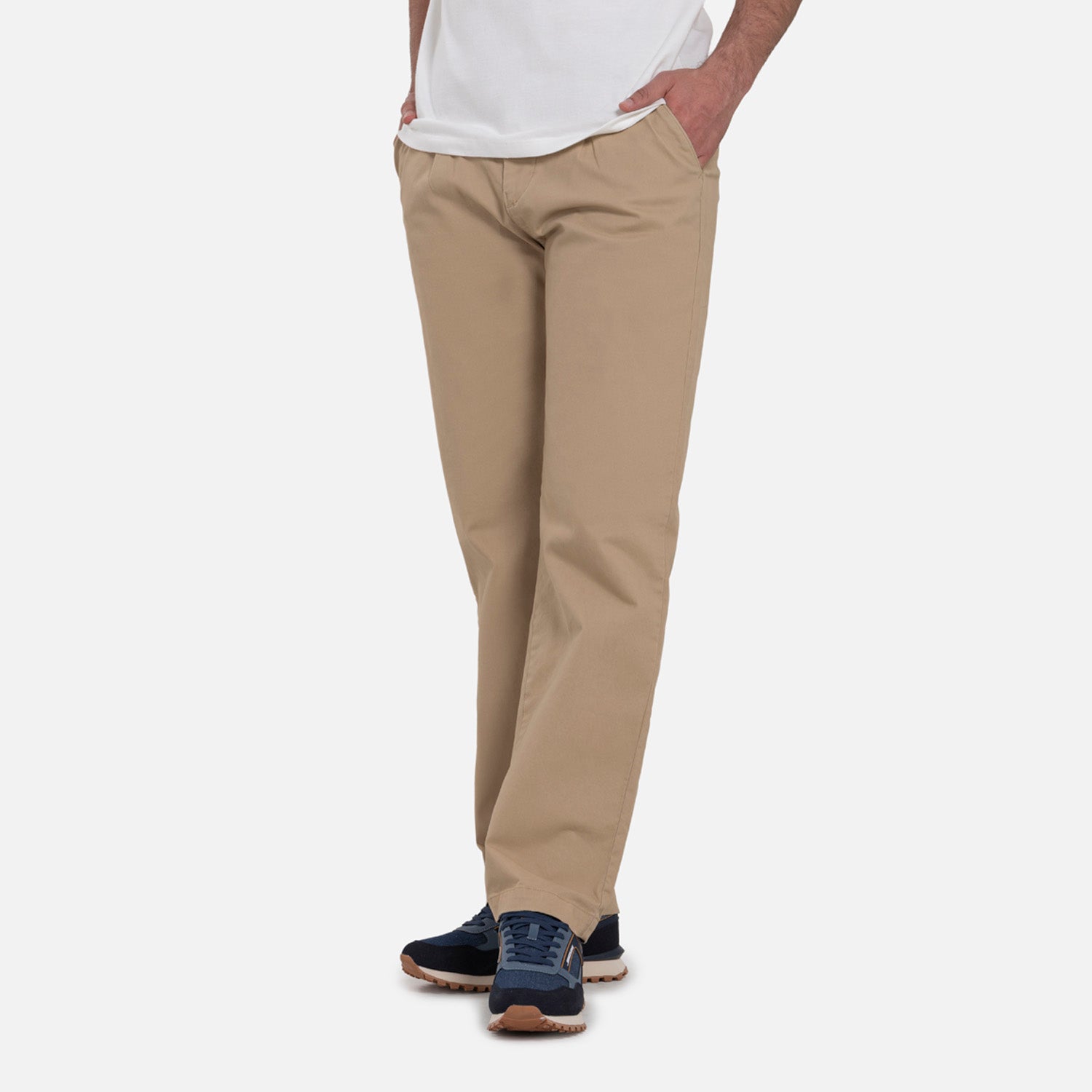 PANTALON TIPO CHINO COLOR BEIGE