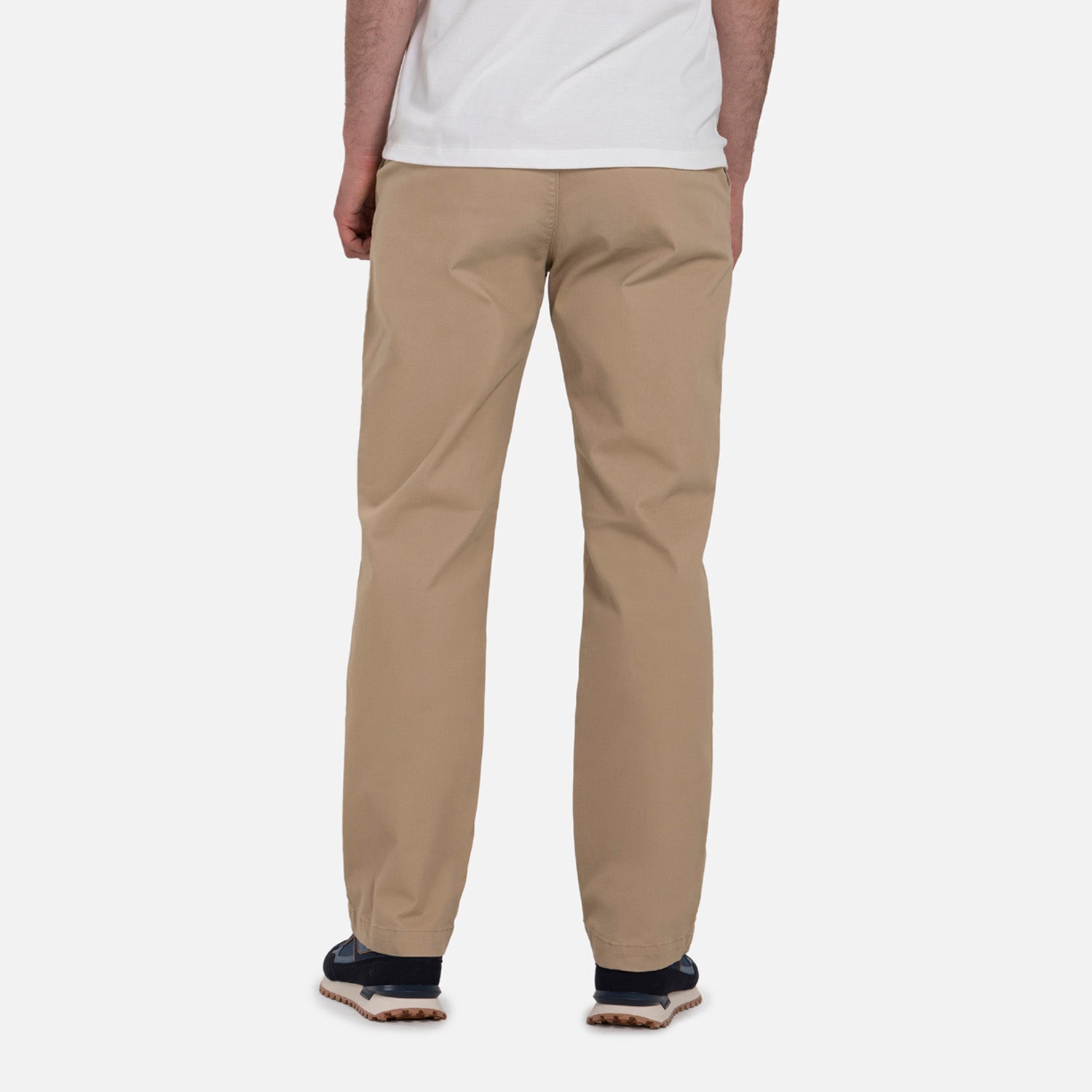 PANTALON TIPO CHINO COLOR BEIGE