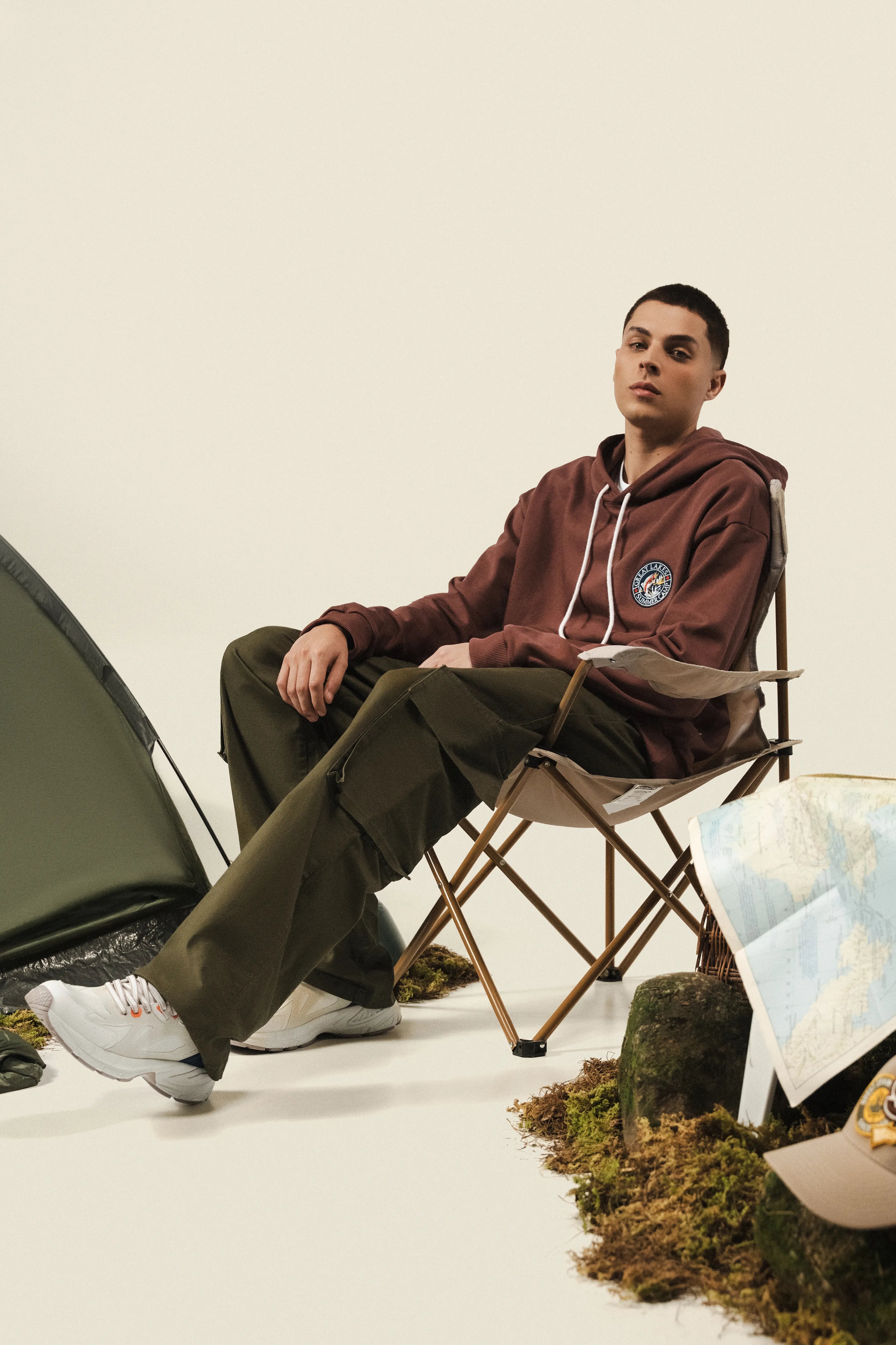 PANTALON CARGO COLOR DARK OLIVA