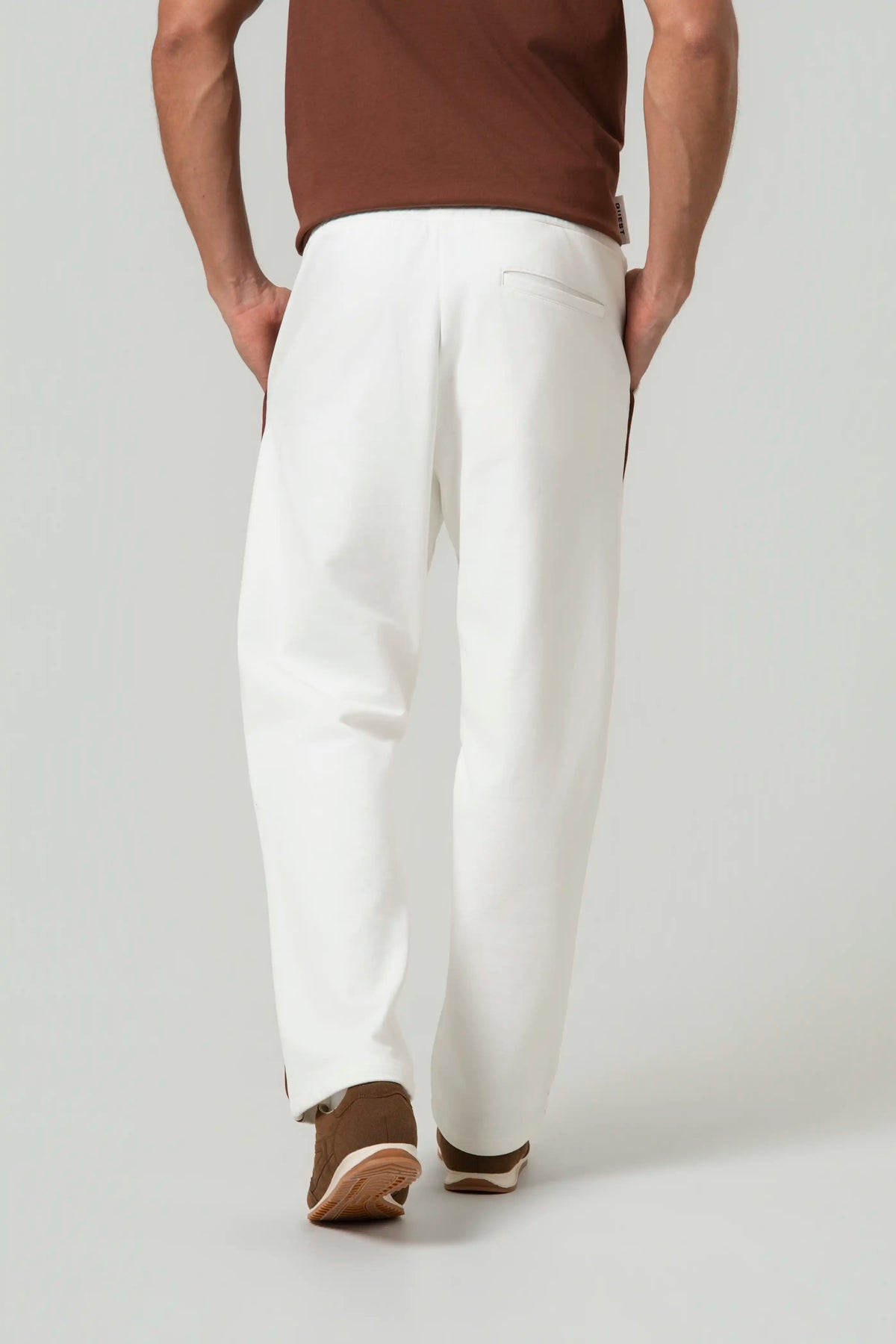 PANTALON TIPO CHINO COLOR IVORY