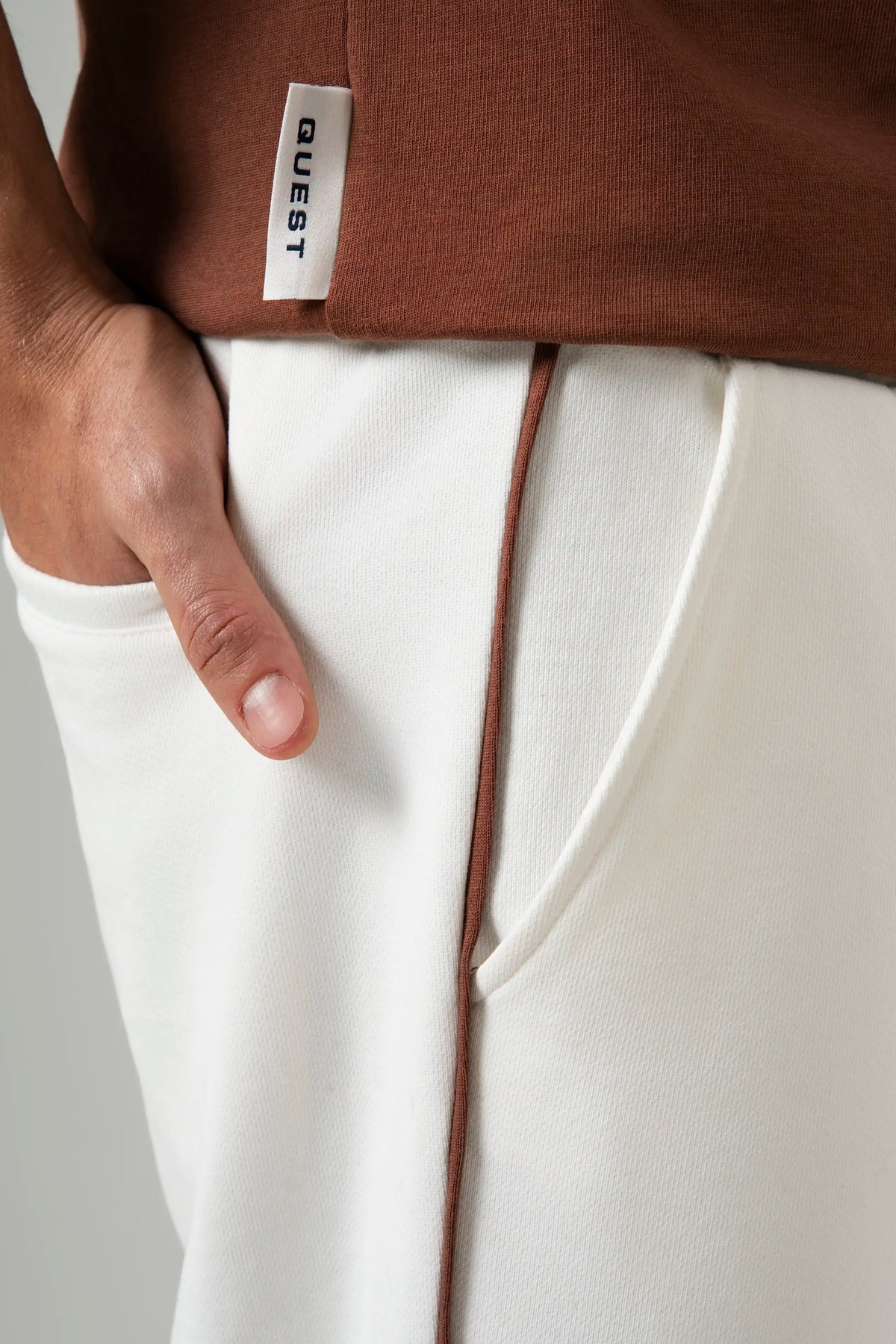 PANTALON TIPO CHINO COLOR IVORY