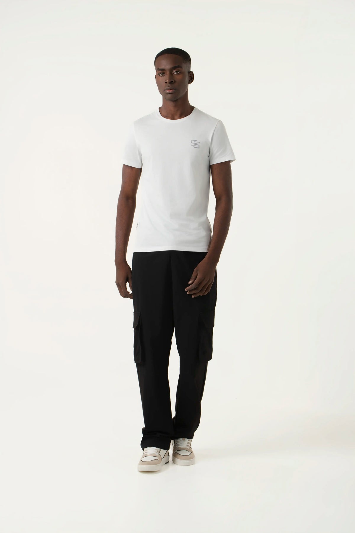 PANTALON JOGG COLOR NEGRO