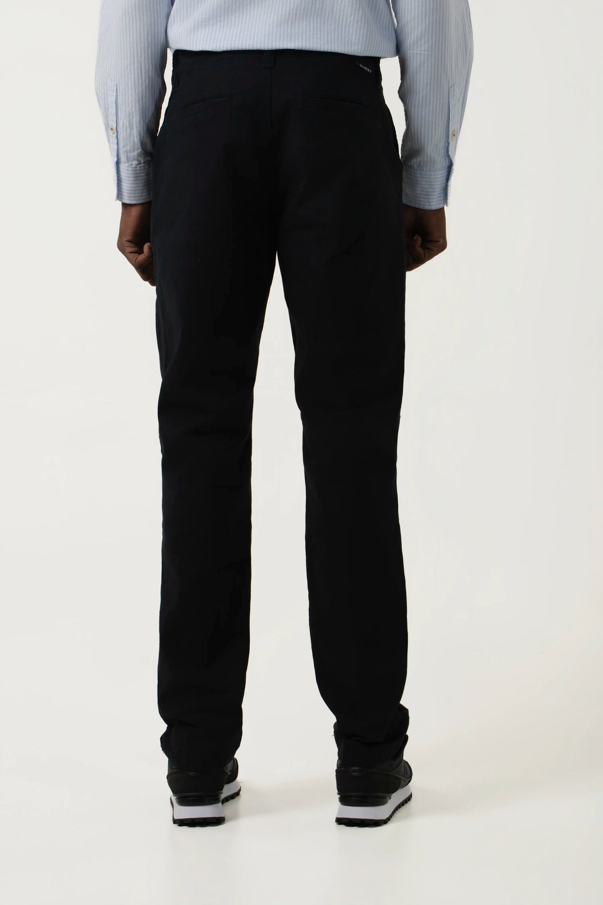PANTALON TIPO CHINO COLOR AZUL OSCURO