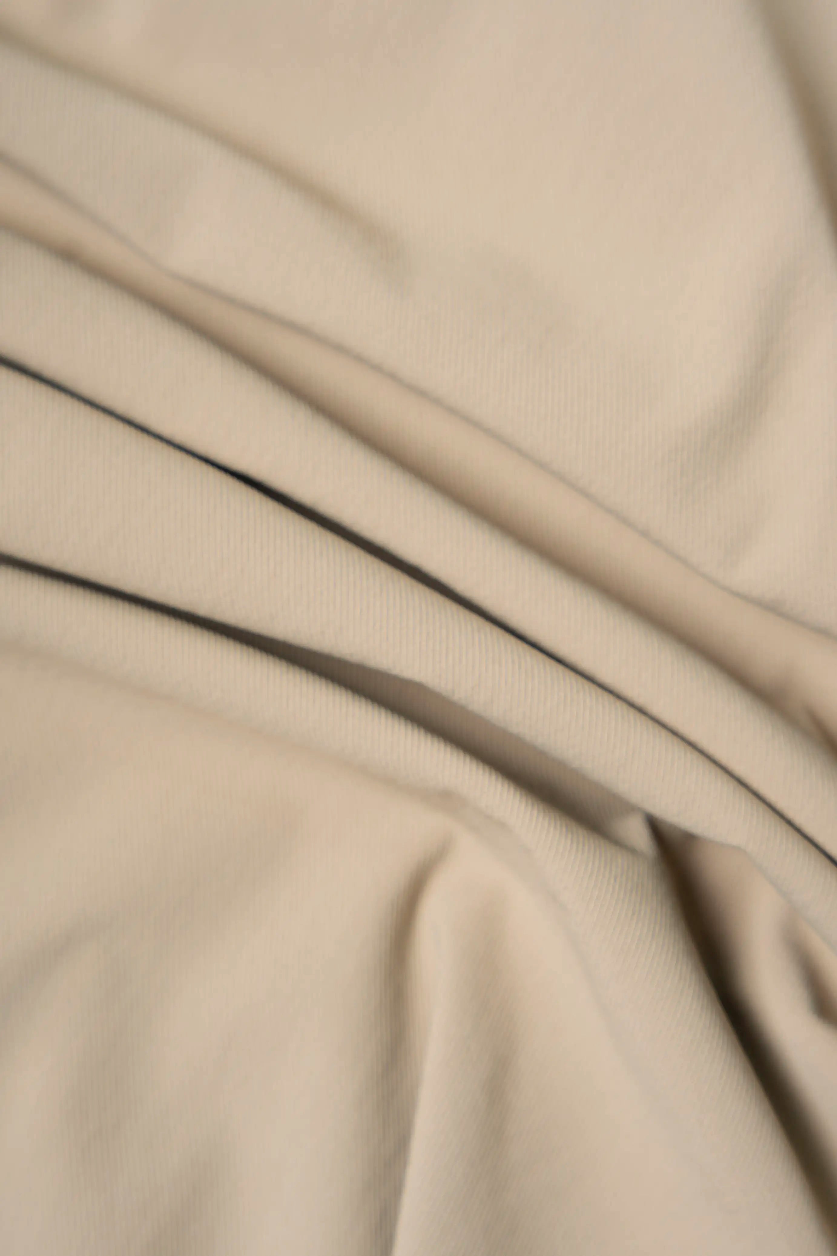 PANTALON TIPO CHINO COLOR BEIGE