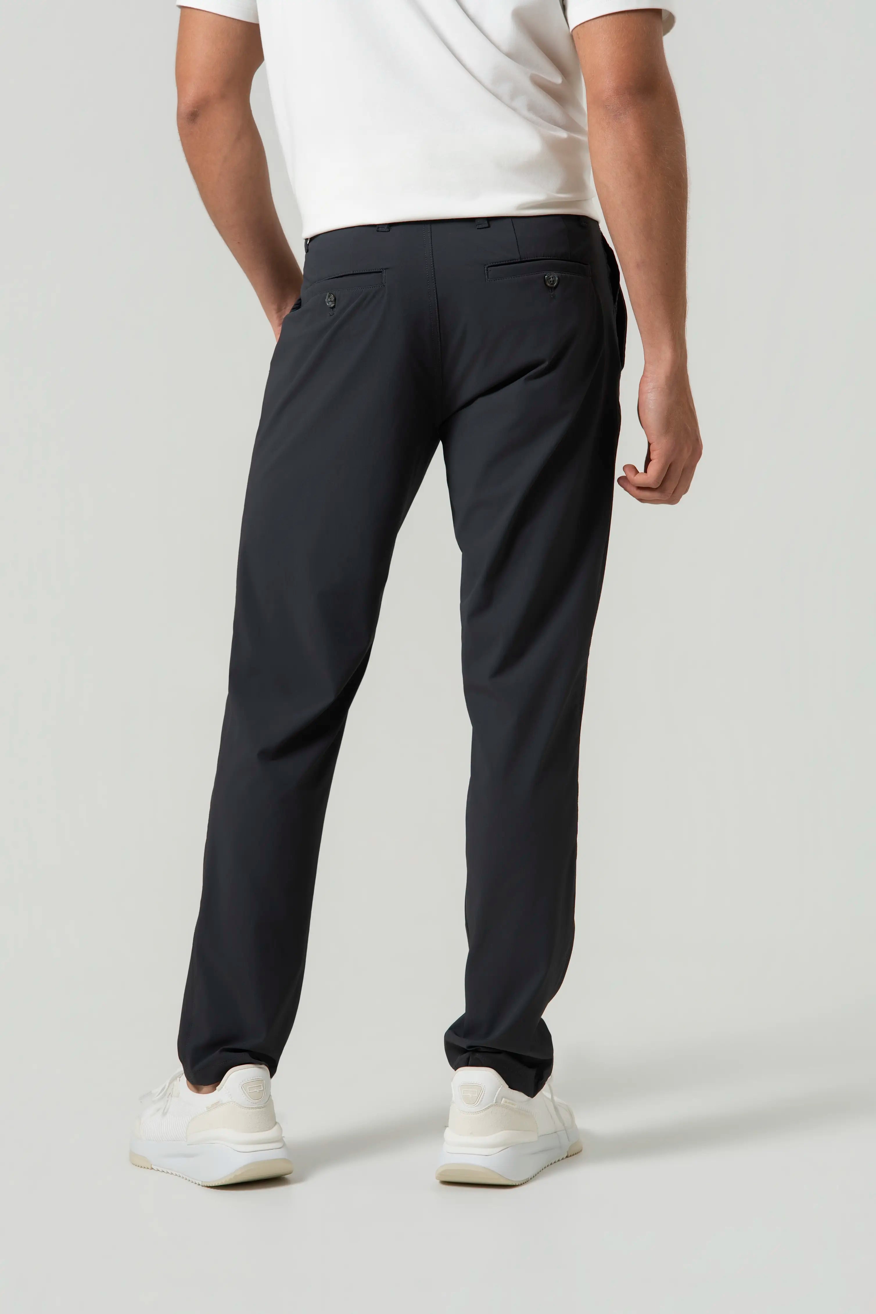 PANTALON TIPO CHINO COLOR GRIS OSCURO