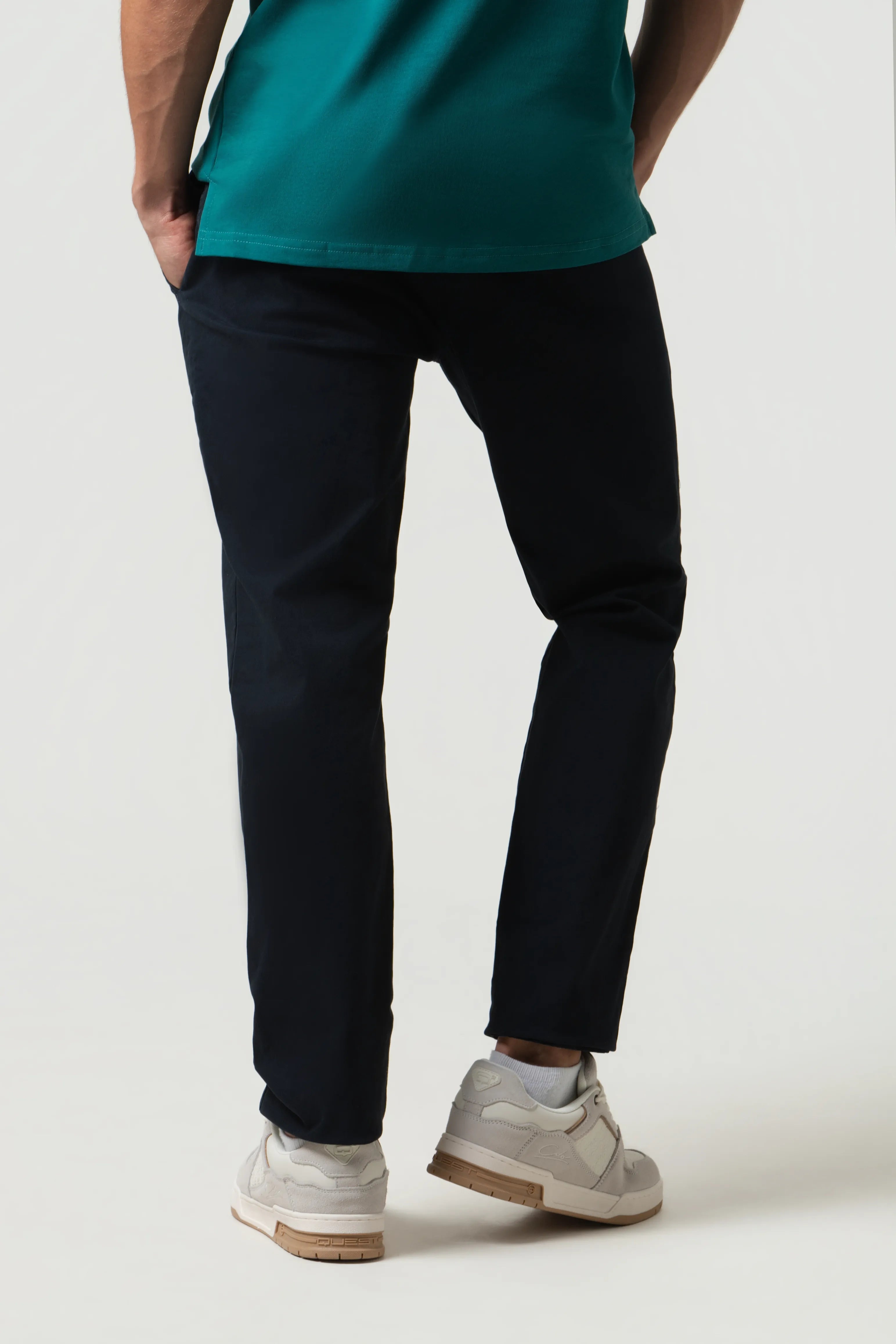 PANTALON CHINO COLOR AZUL OSCURO
