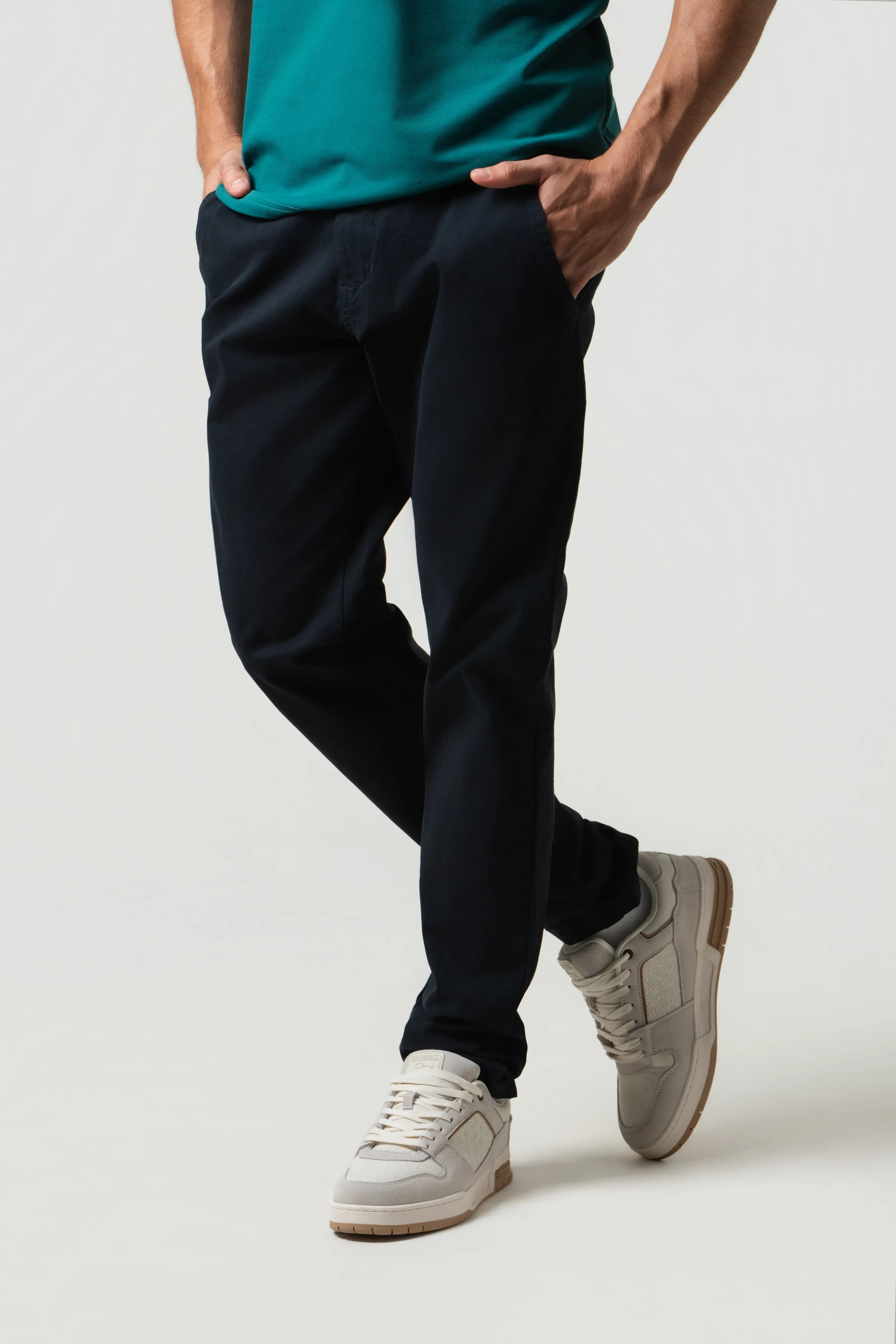 PANTALON CHINO COLOR AZUL OSCURO