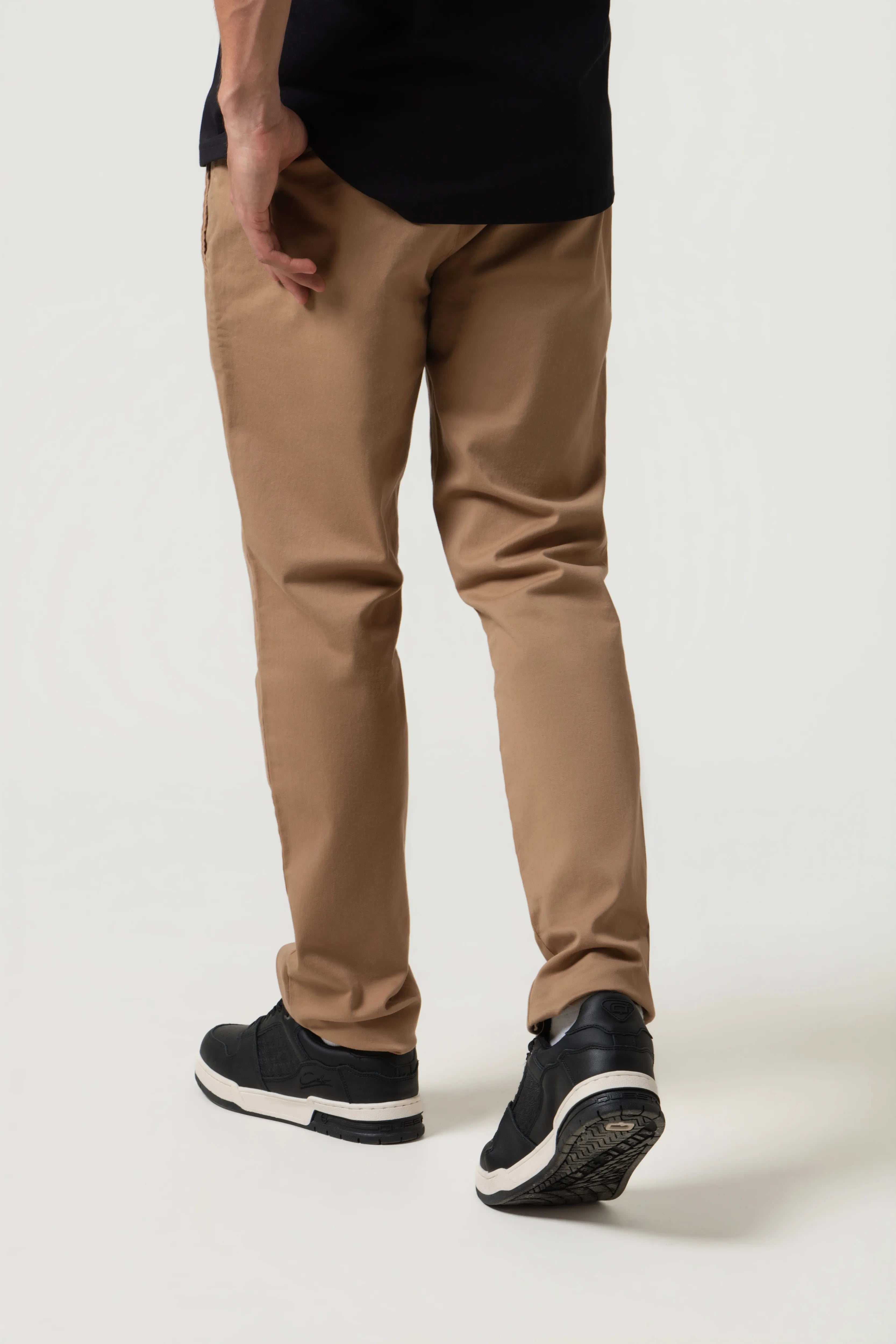 PANTALON CHINO COLOR KAKI