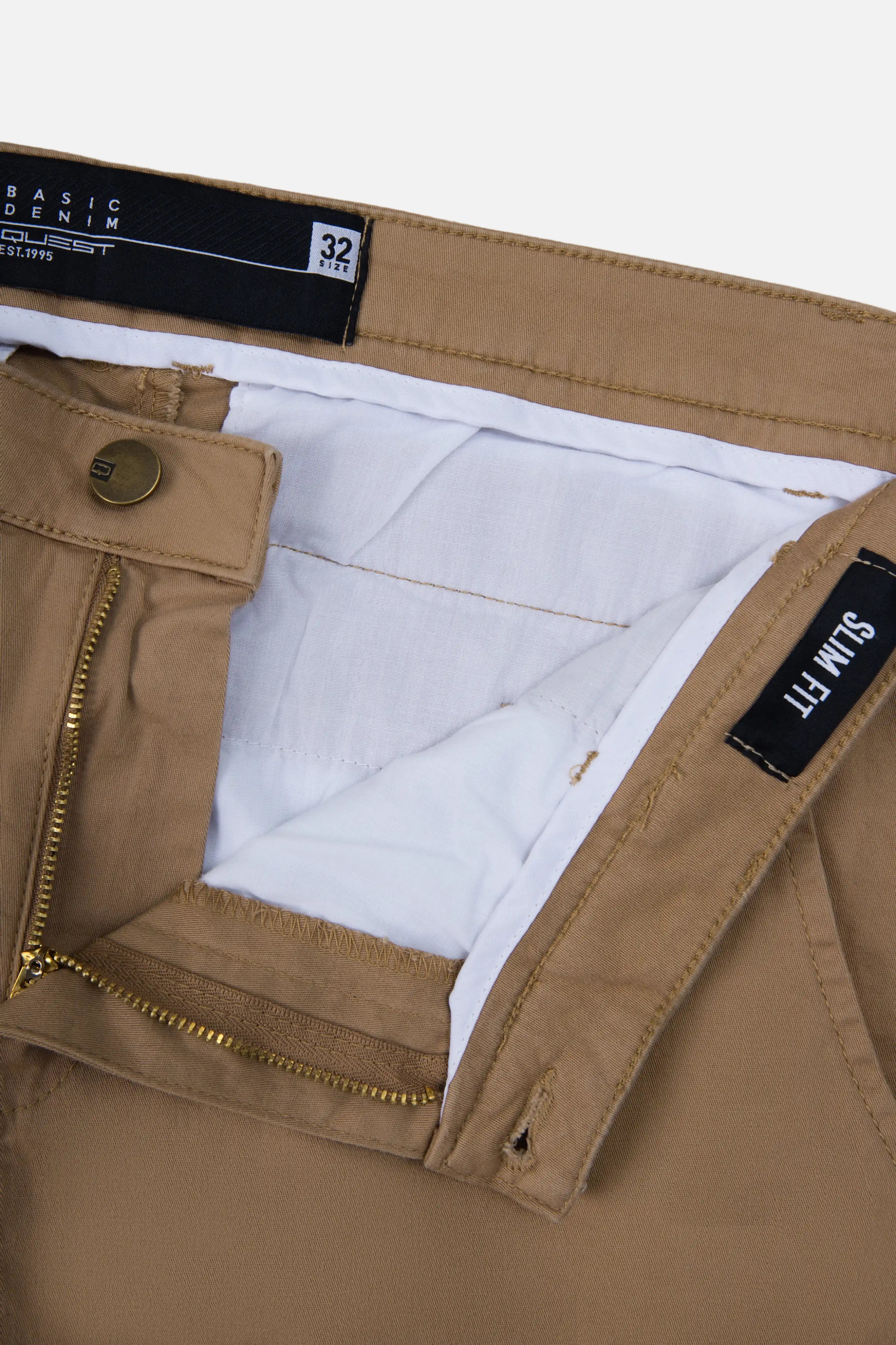 PANTALON CHINO COLOR KAKI