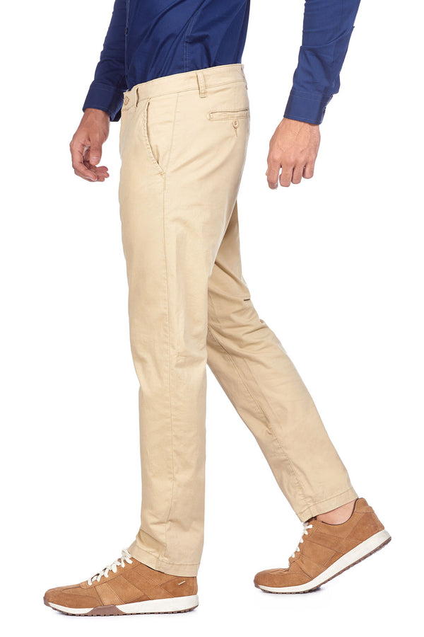 PANTALON CHINO COLOR BEIGE