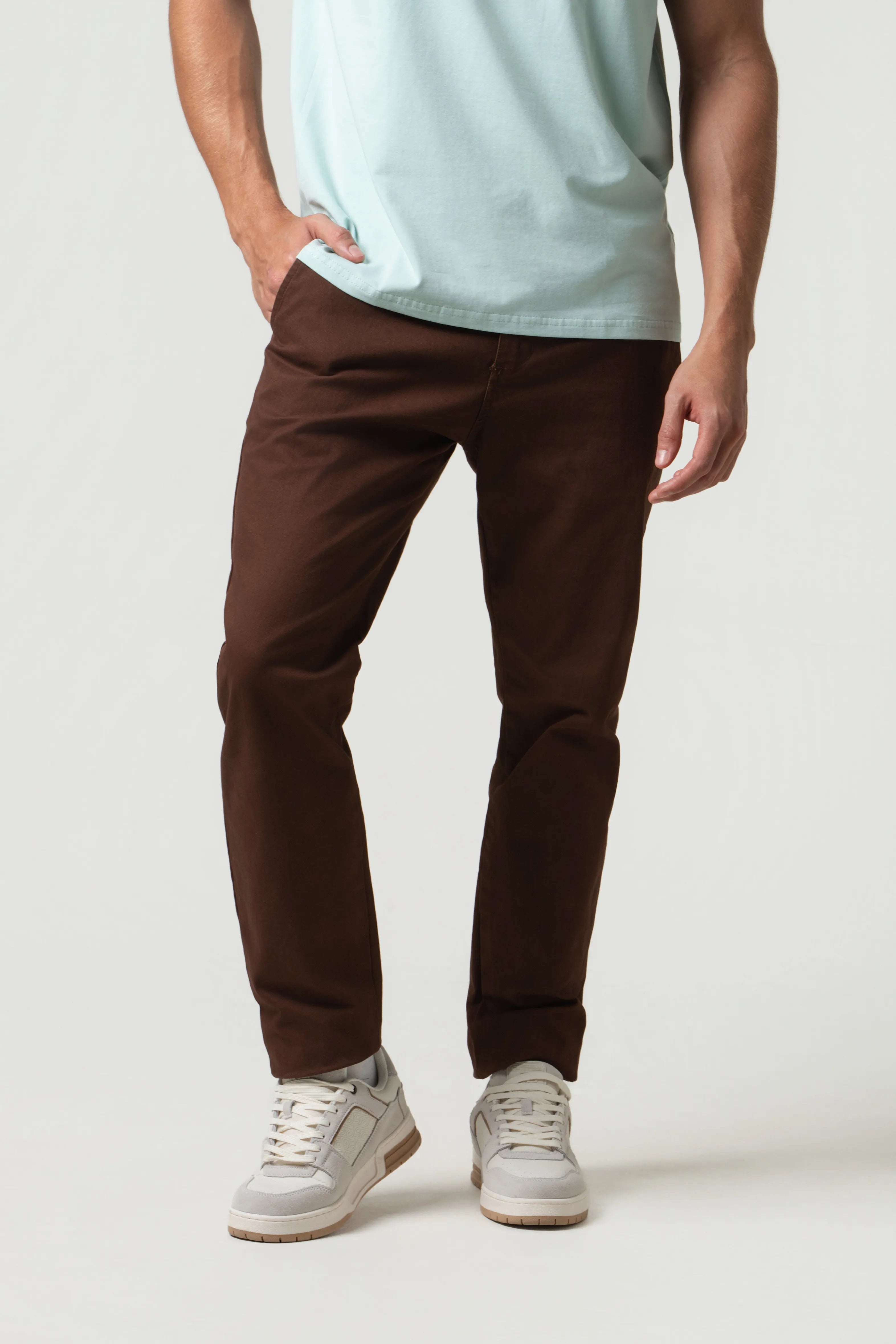 PANTALON CHINO COLOR CHICORY COFFE
