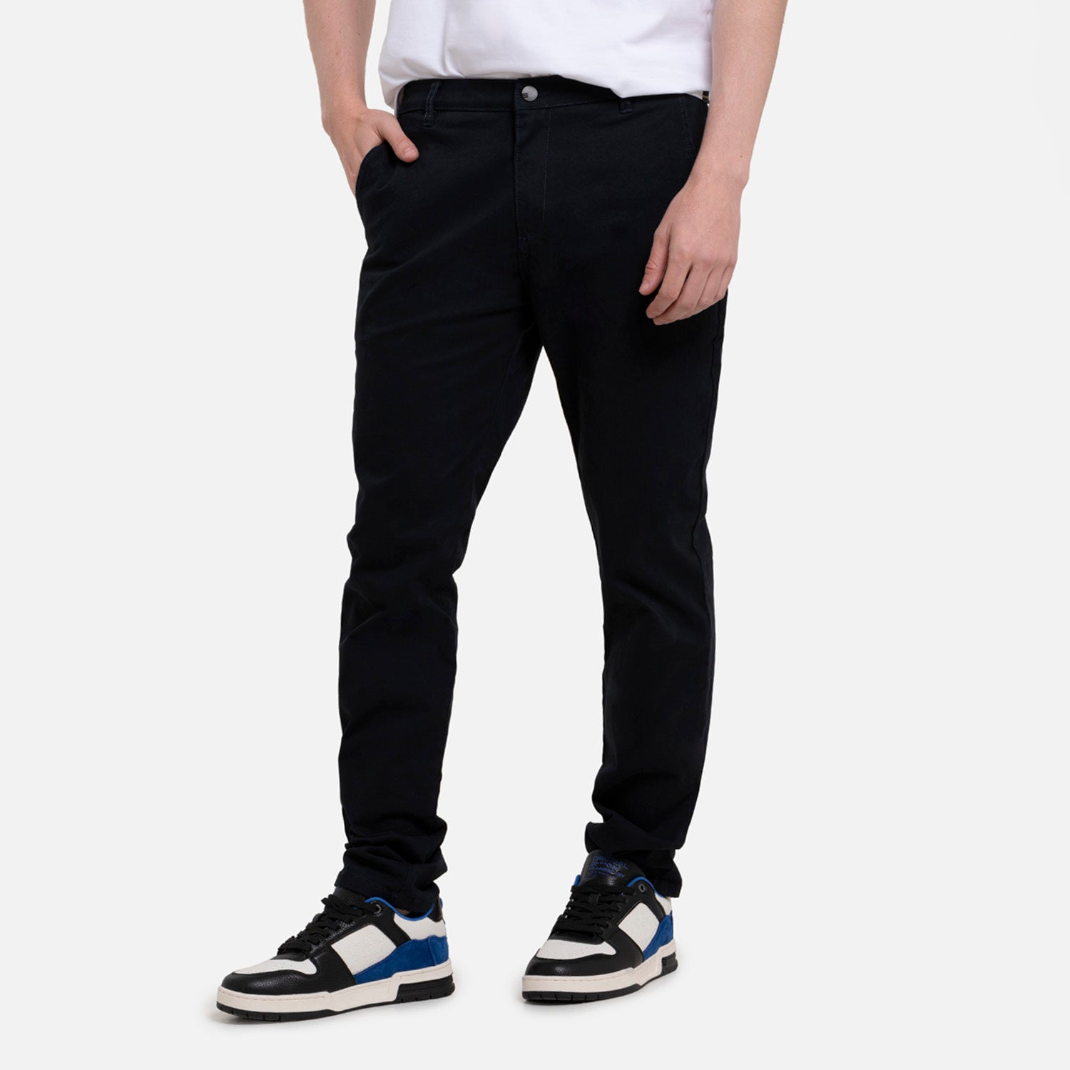 PANTALON TIPO CHINO COLOR AZUL OSCURO