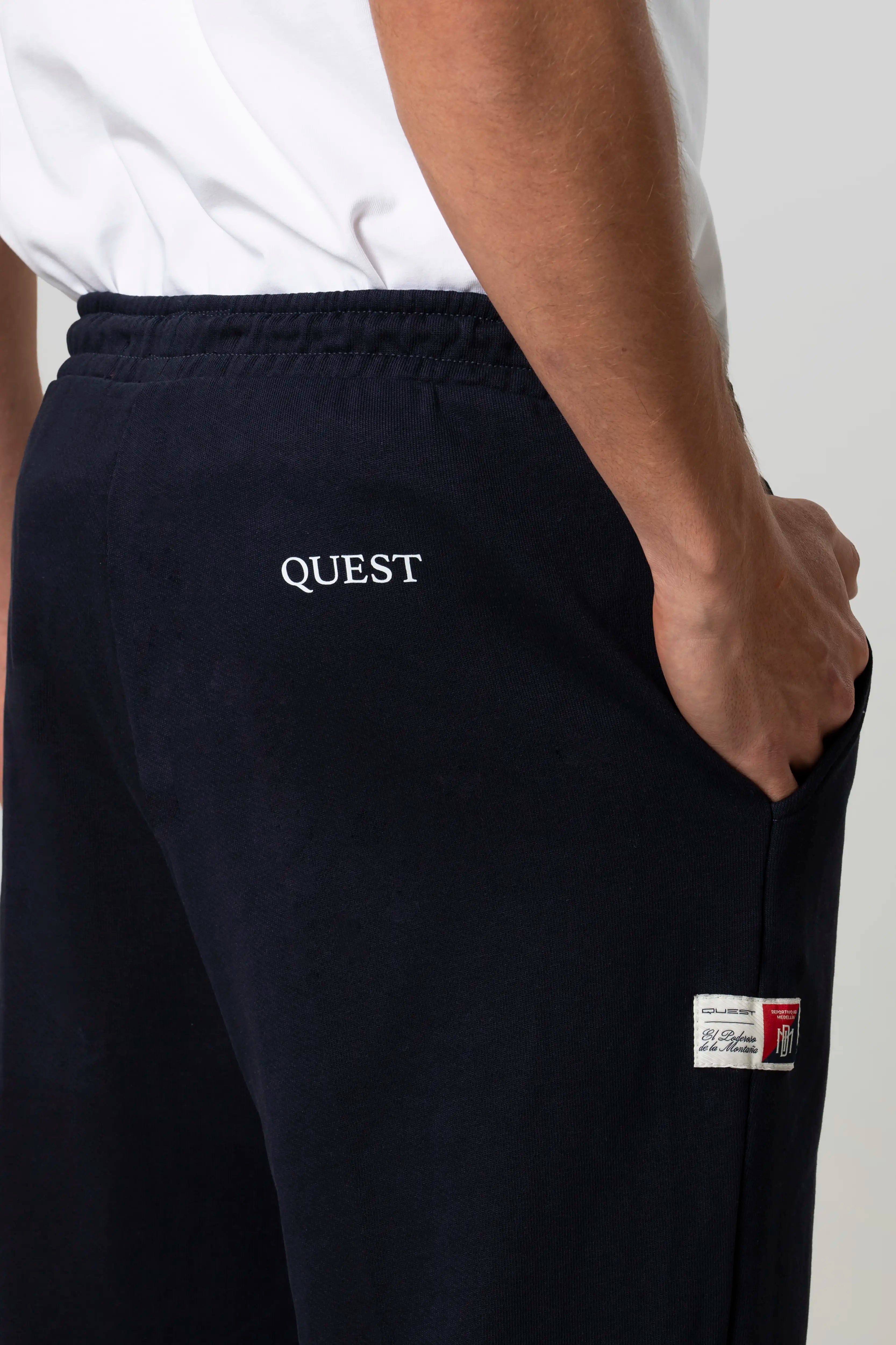PANTALON JOGG COLOR AZUL OSCURO