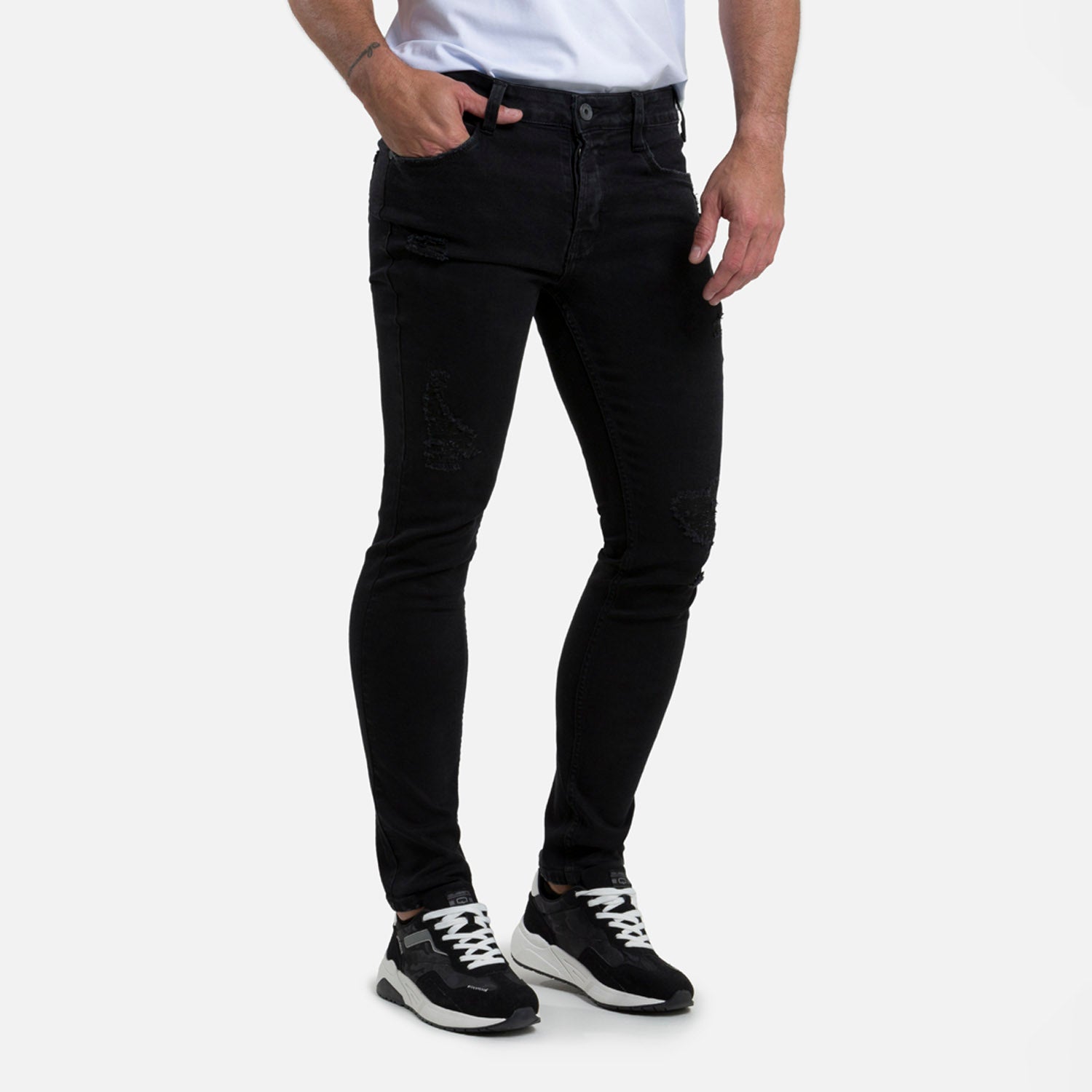 JEAN 5 BOLSILLOS COLOR NEGRO