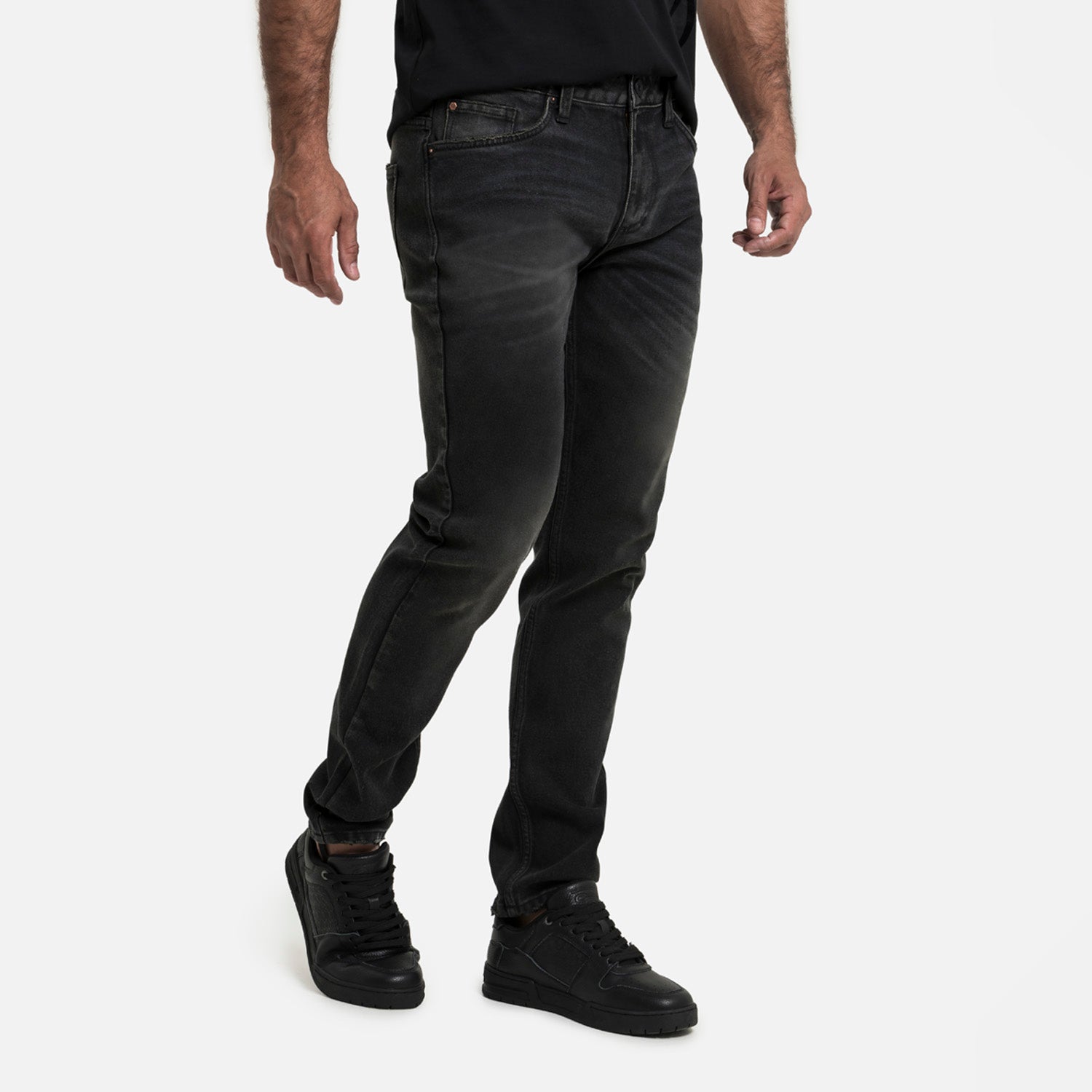 JEAN 5 BOLSILLOS COLOR NEGRO