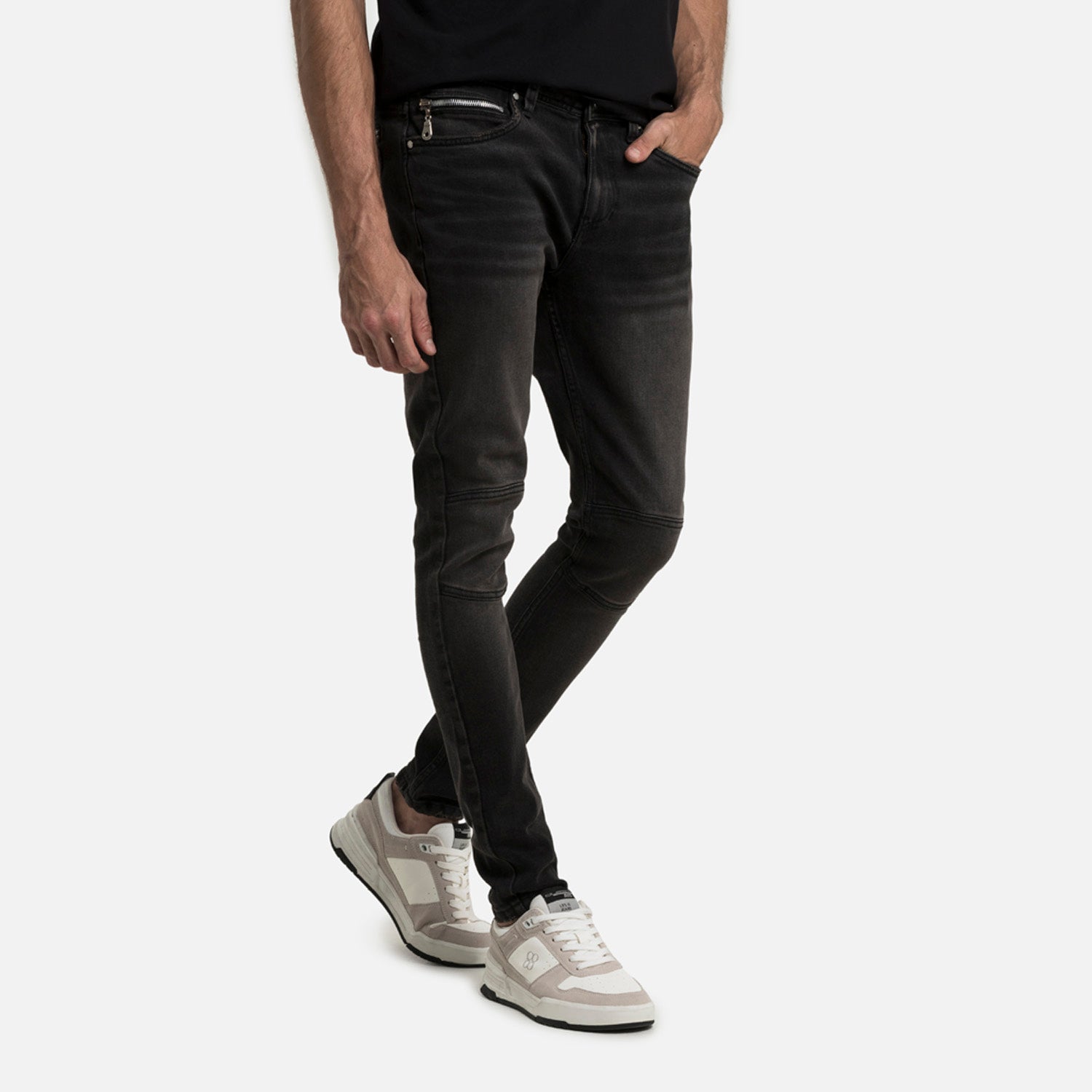 JEAN 5 BOLSILLOS COLOR NEGRO