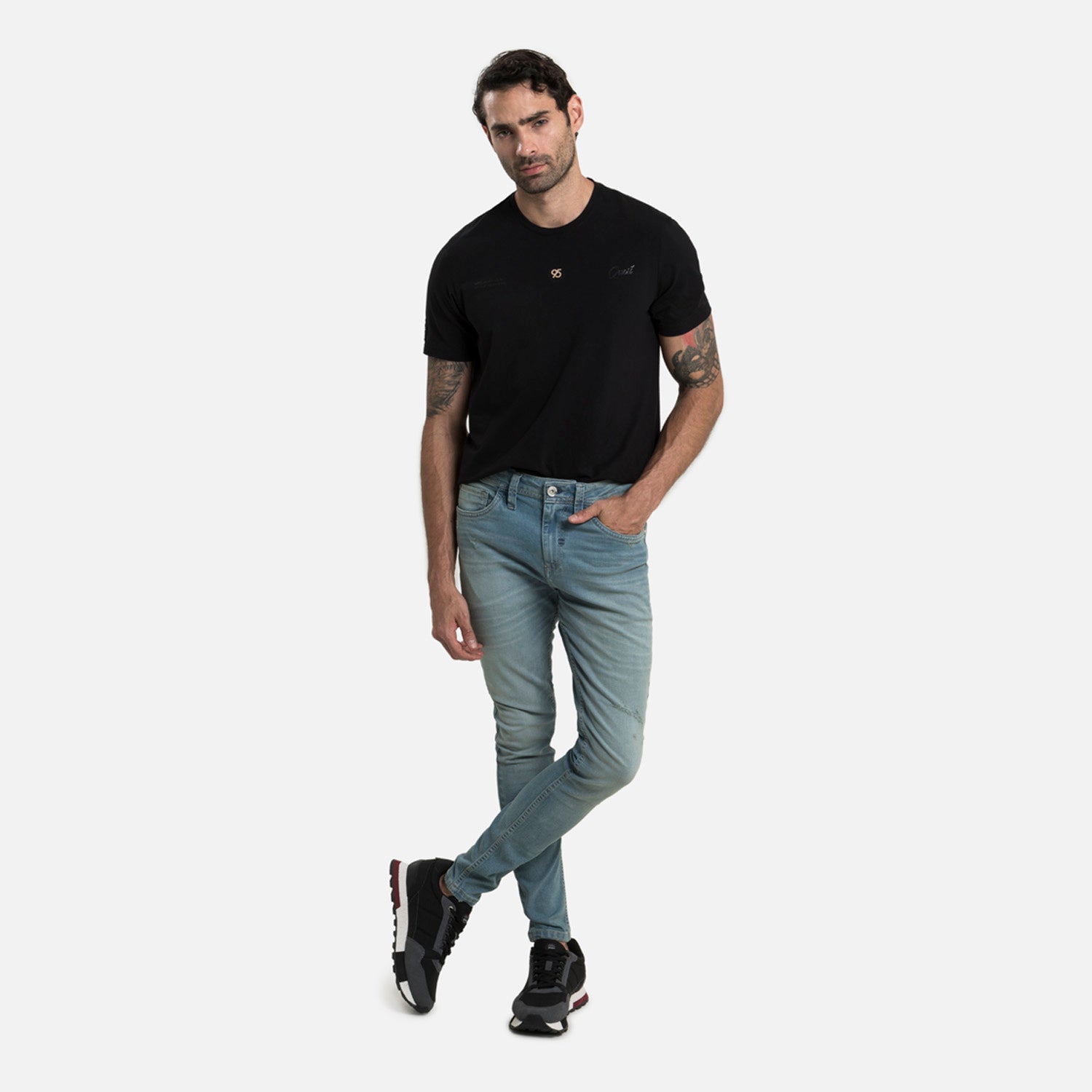 JEAN 5 BOLSILLOS COLOR AZUL CLARO