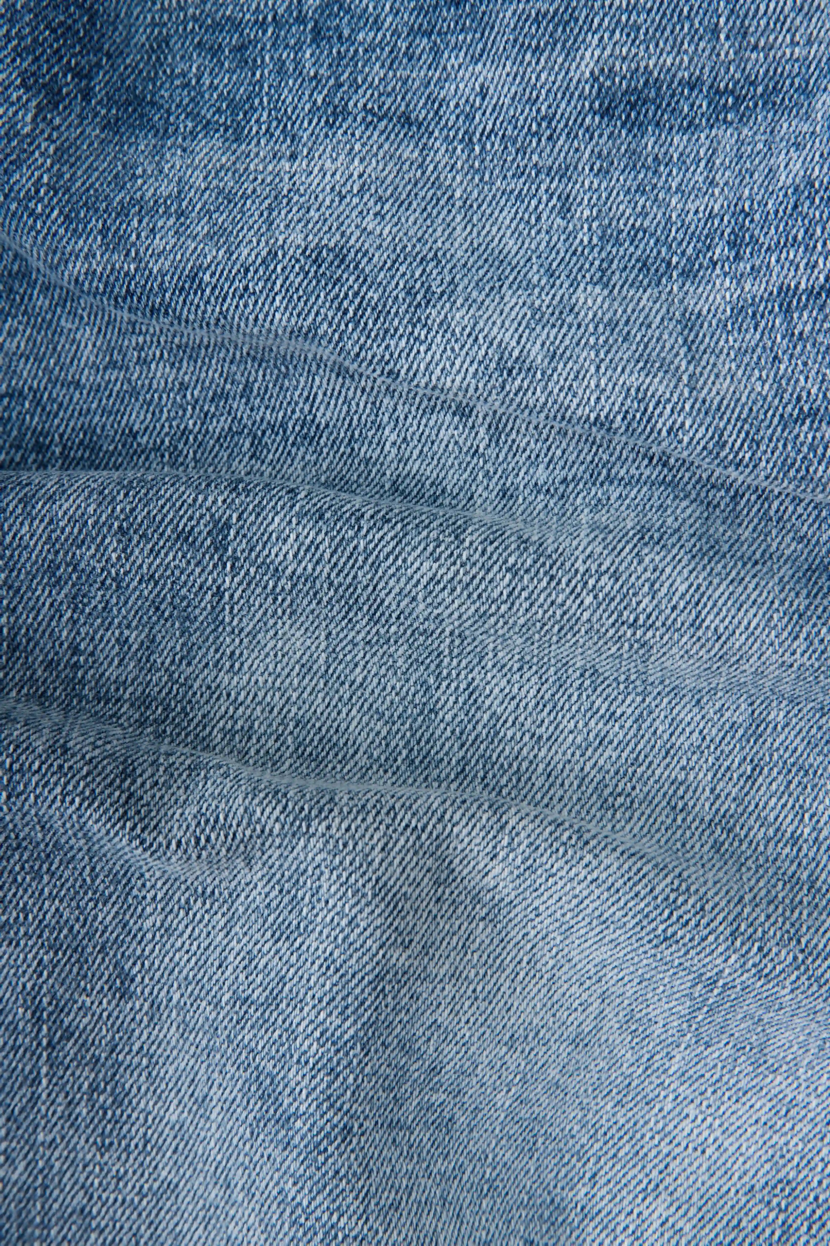 JEAN 5 BOLSILLOS COLOR AZUL MEDIO