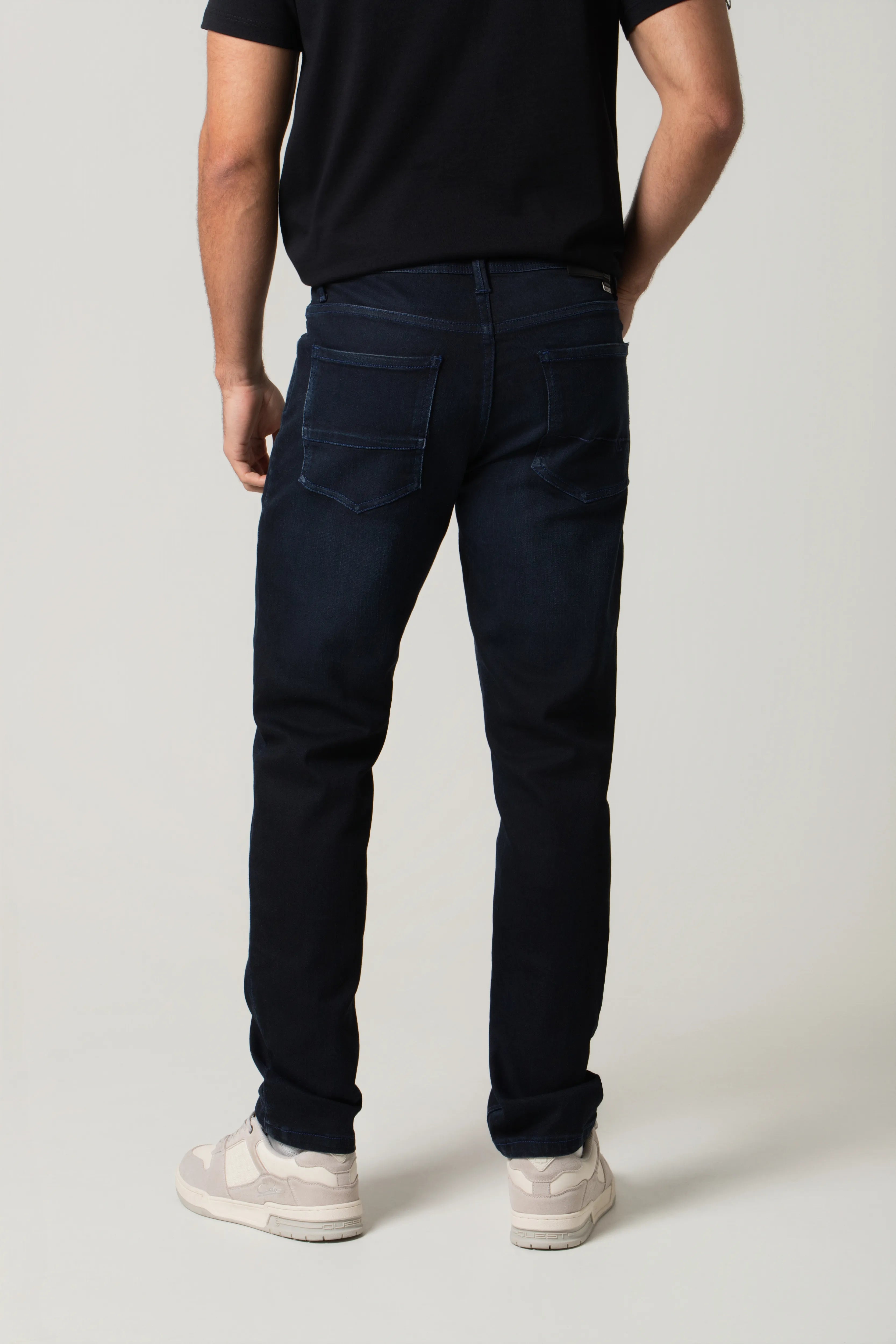 JEAN 5 BOLSILLOS COLOR AZUL OSCURO