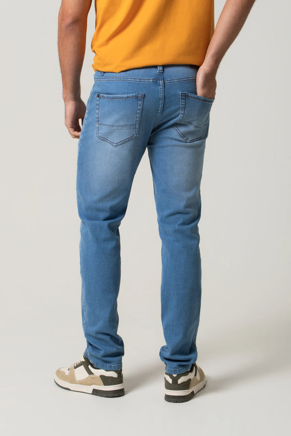 JEAN 5 BOLSILLOS COLOR AZUL CLARO