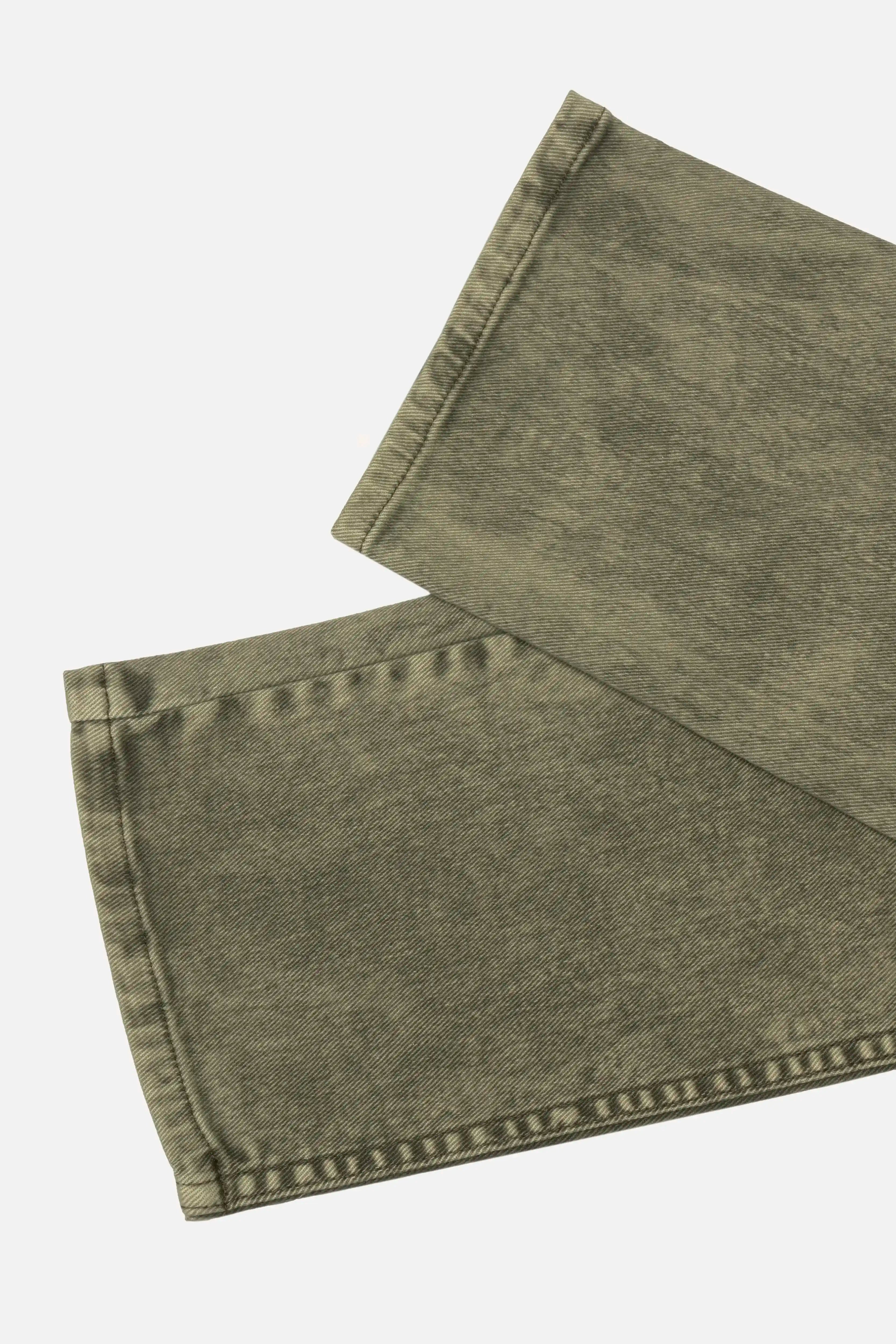 JEAN 5 BOLSILLOS COLOR VERDE