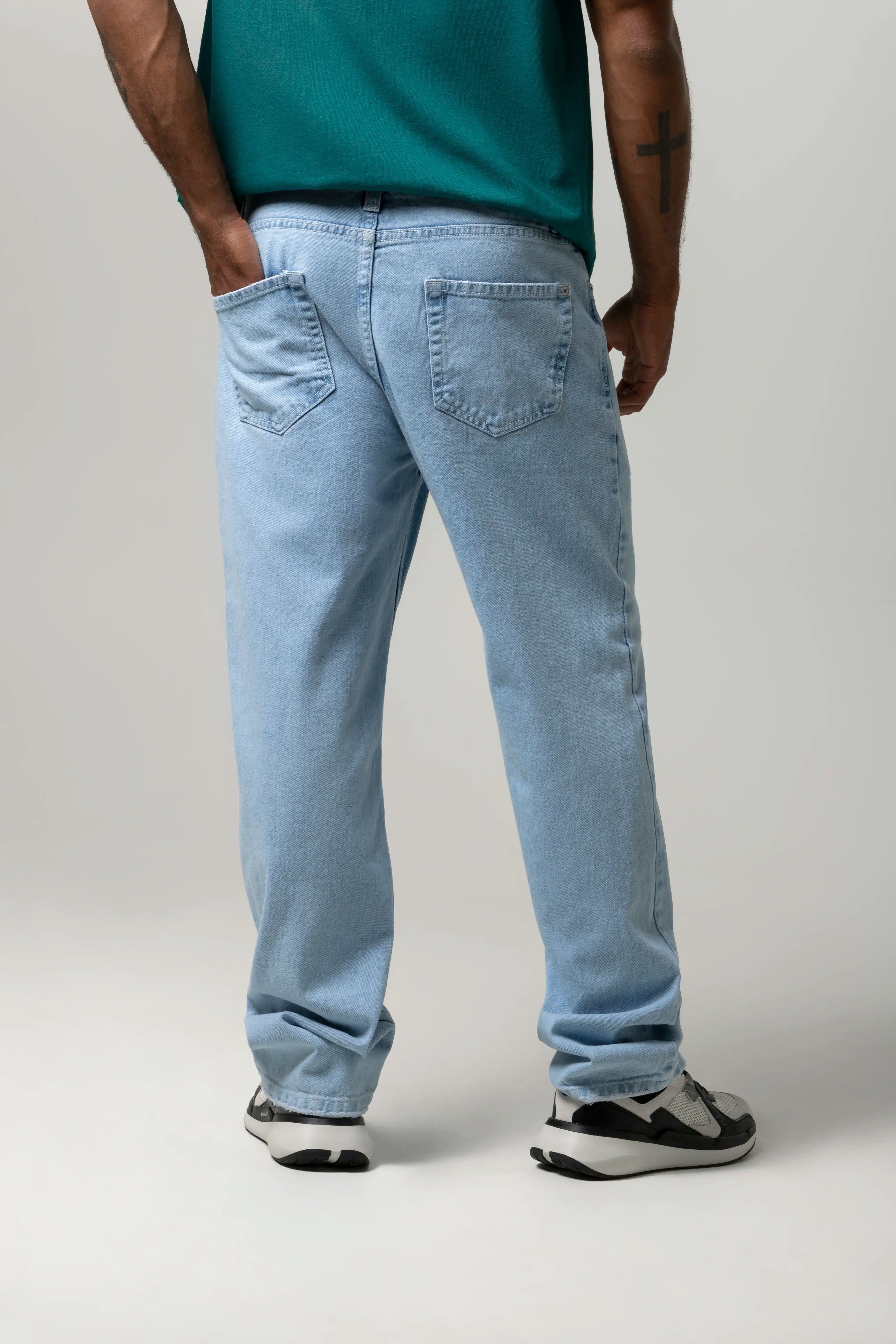 JEAN 5 BOLSILLOS COLOR AZUL CLARO