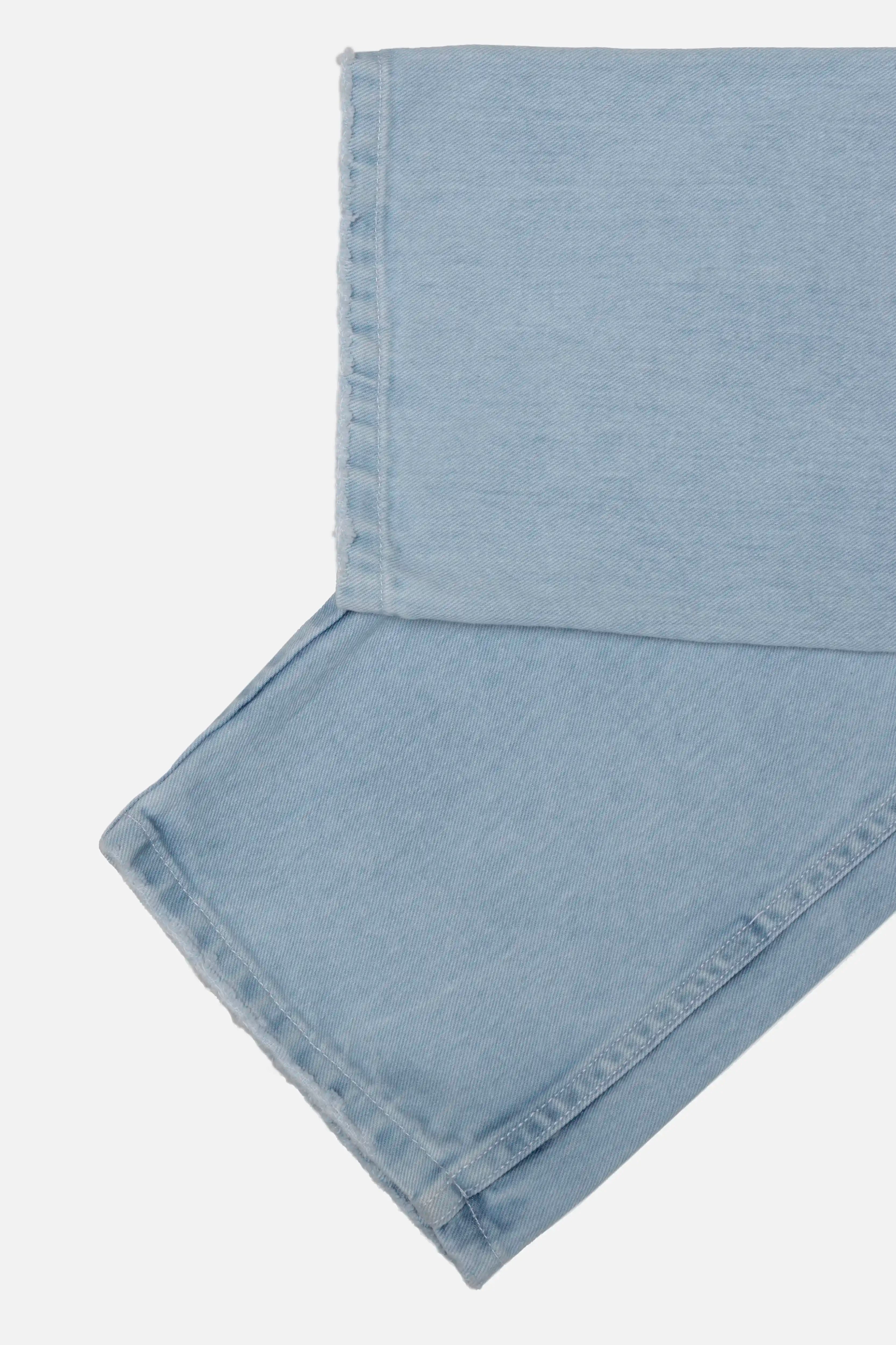 JEAN 5 BOLSILLOS COLOR AZUL CLARO