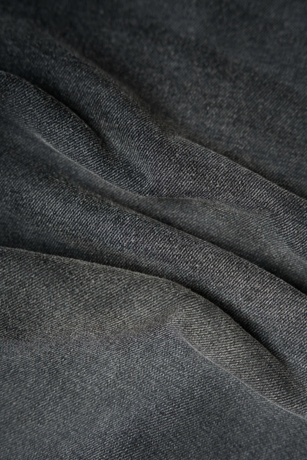 JEAN 5 BOLSILLOS COLOR GRIS OSCURO