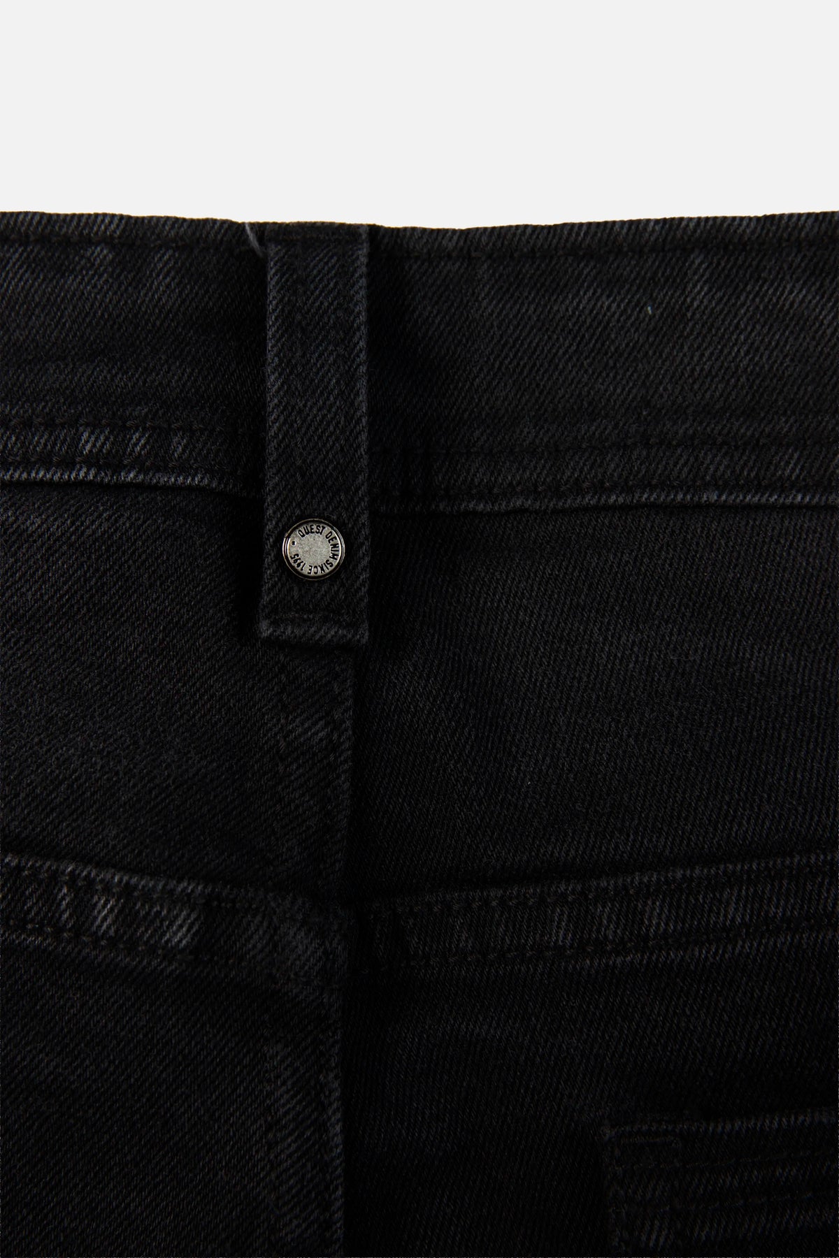 JEAN 5 BOLSILLOS COLOR NEGRO