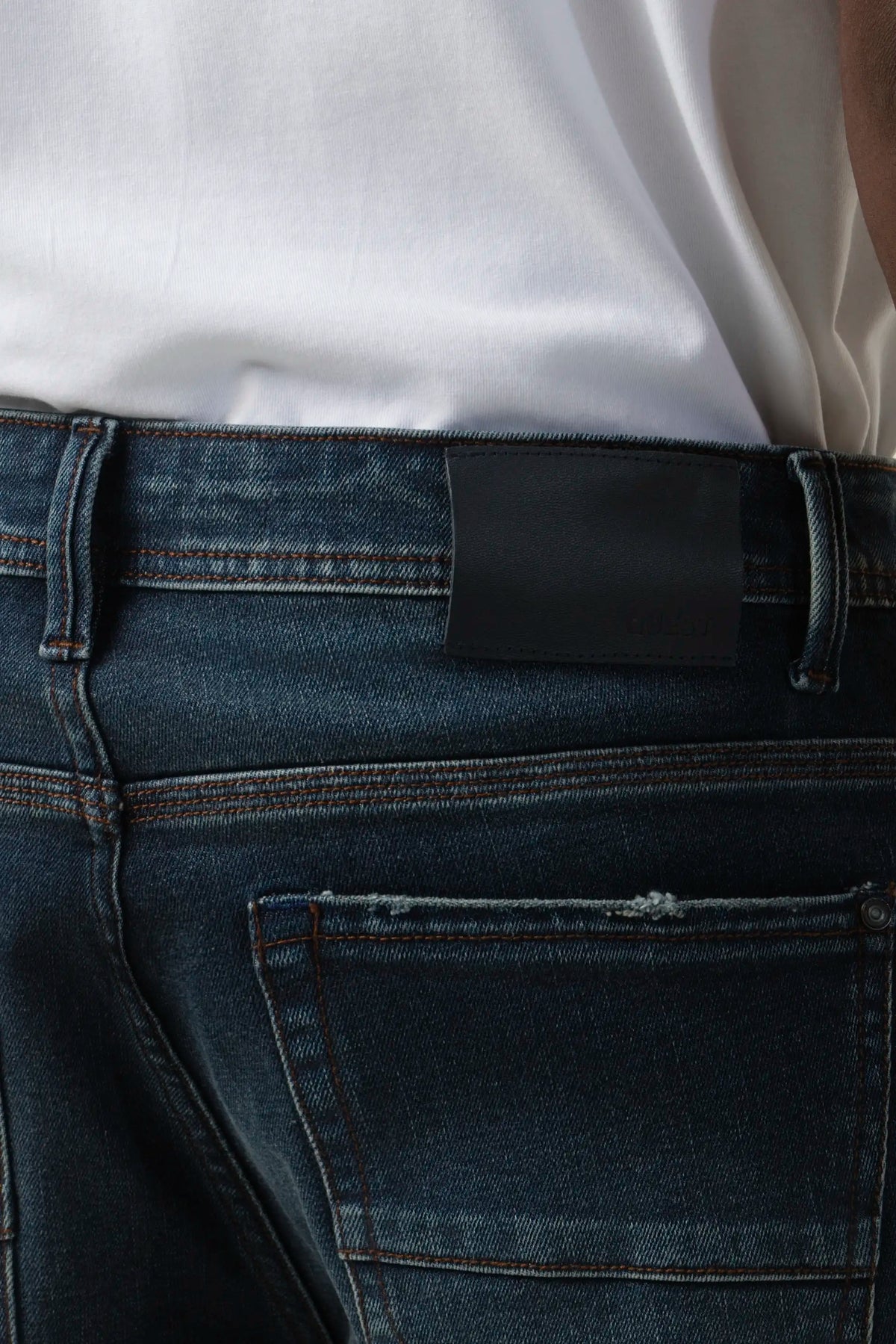 JEAN 5 BOLSILLOS COLOR AZUL OSCURO