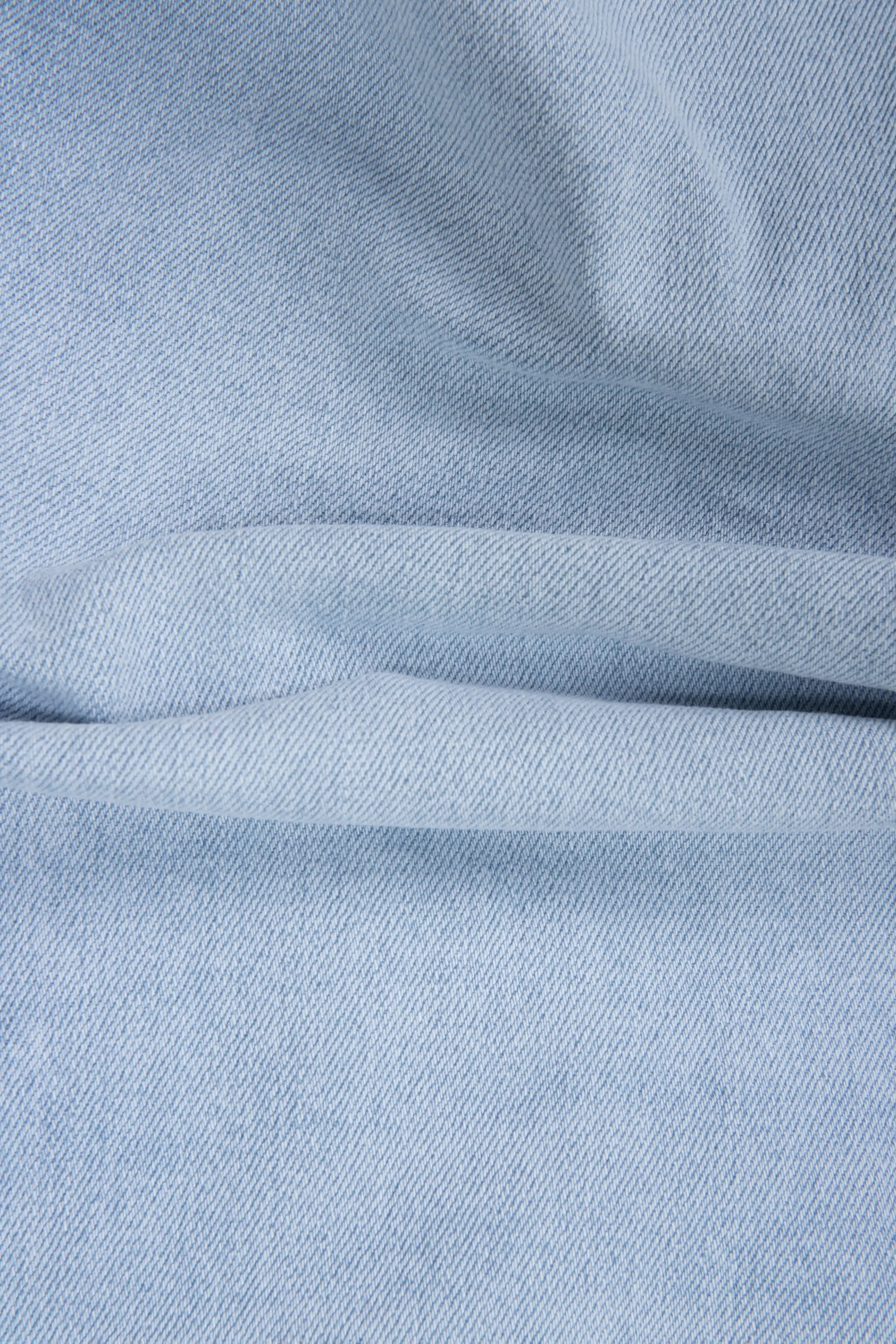 JEAN 5 BOLSILLOS COLOR AZUL CLARO