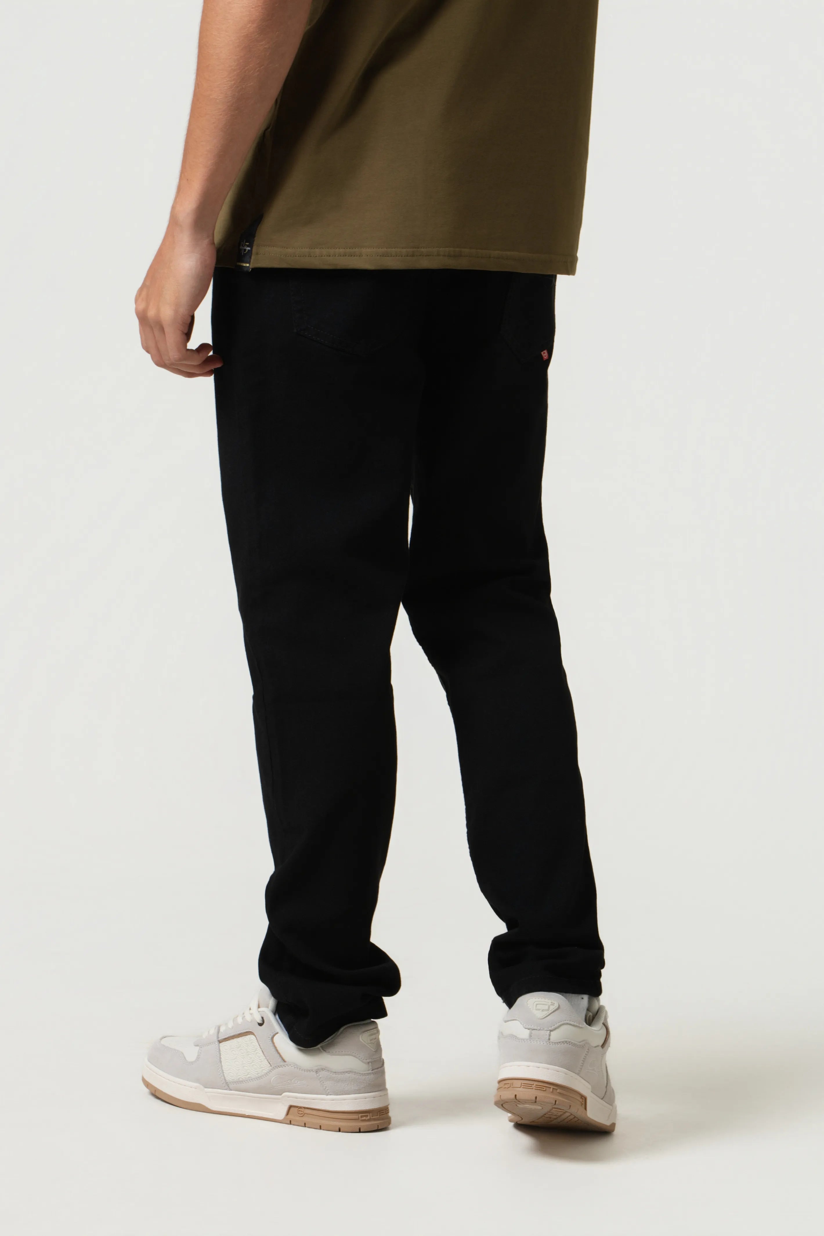 JEAN 5 BOLSILLOS COLOR NEGRO NEGRO