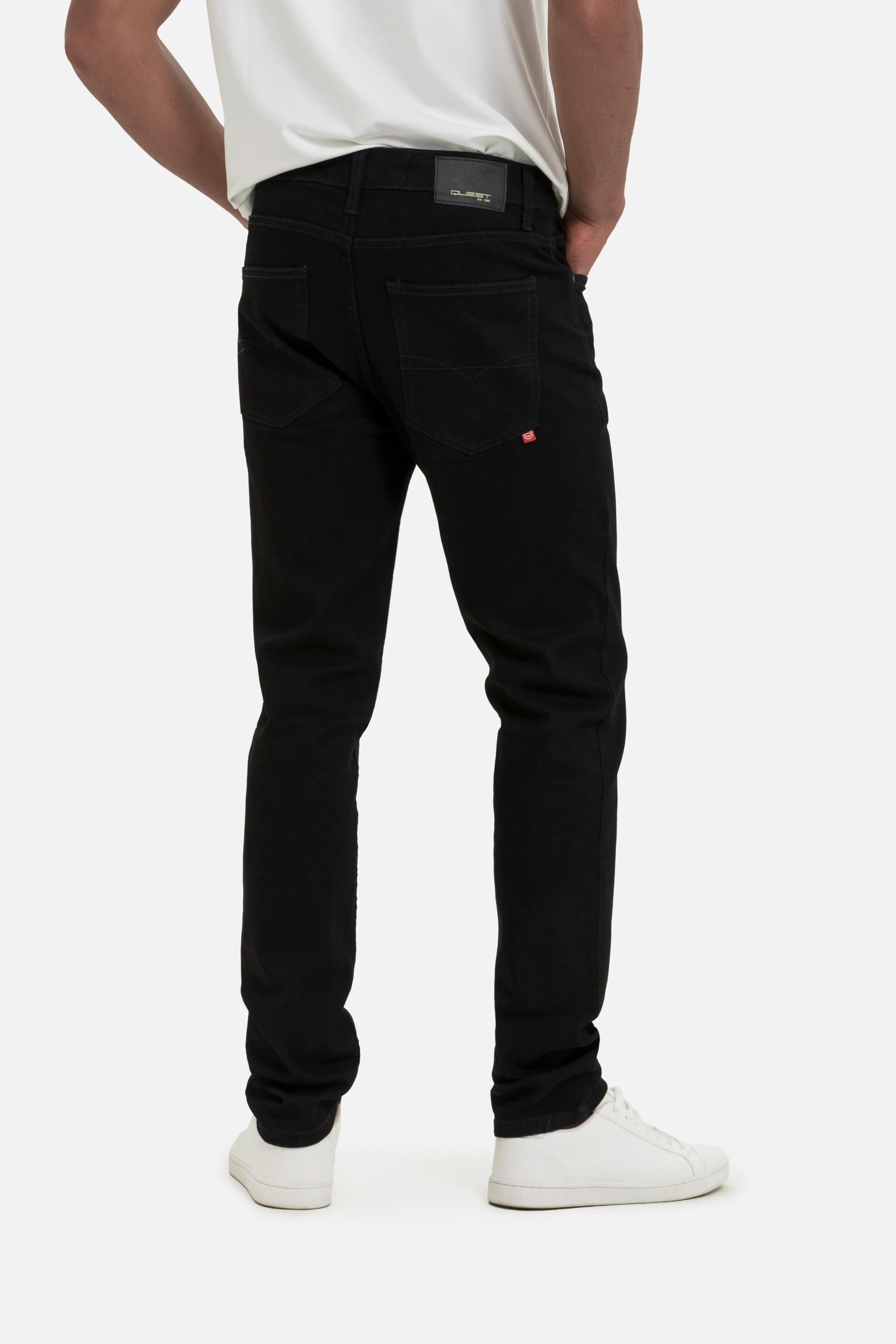 JEAN 5 BOLSILLOS COLOR NEGRO NEGRO